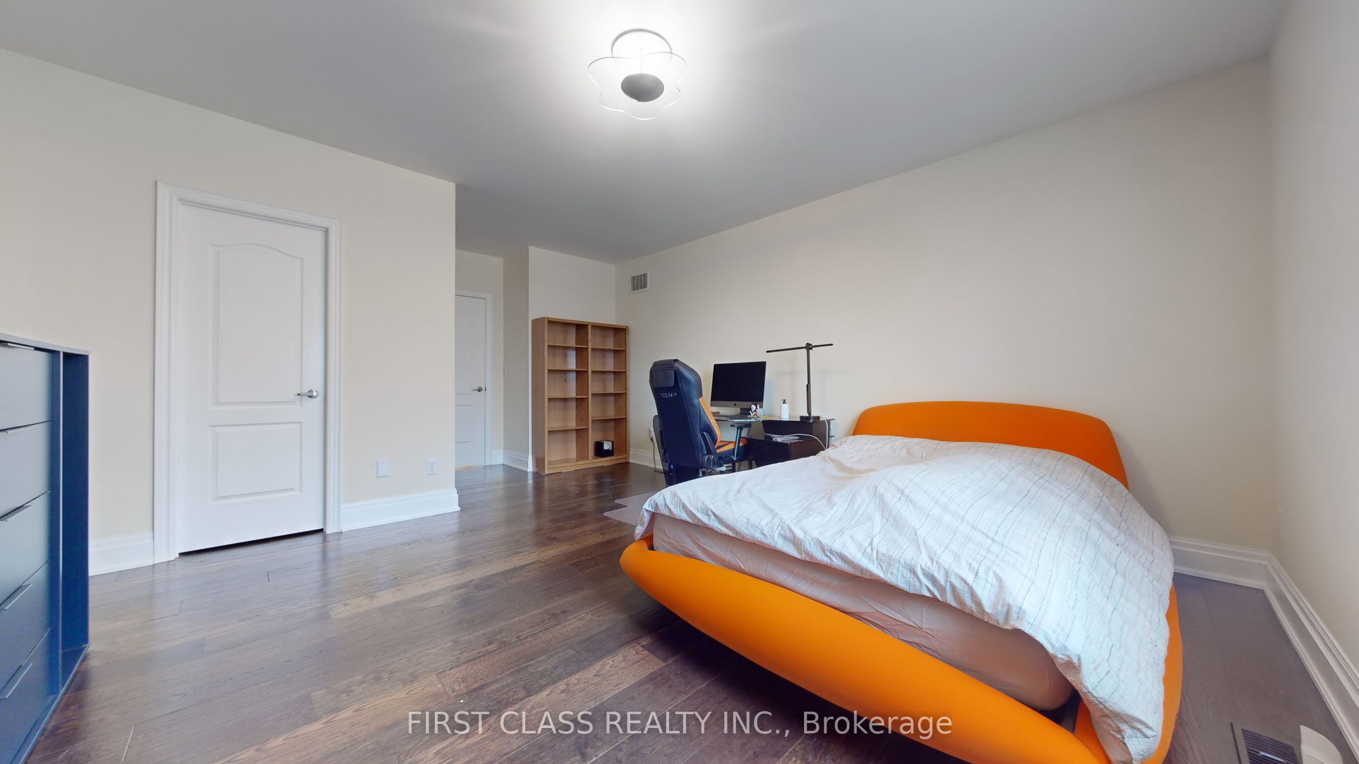 1 Ernie Amsler Court