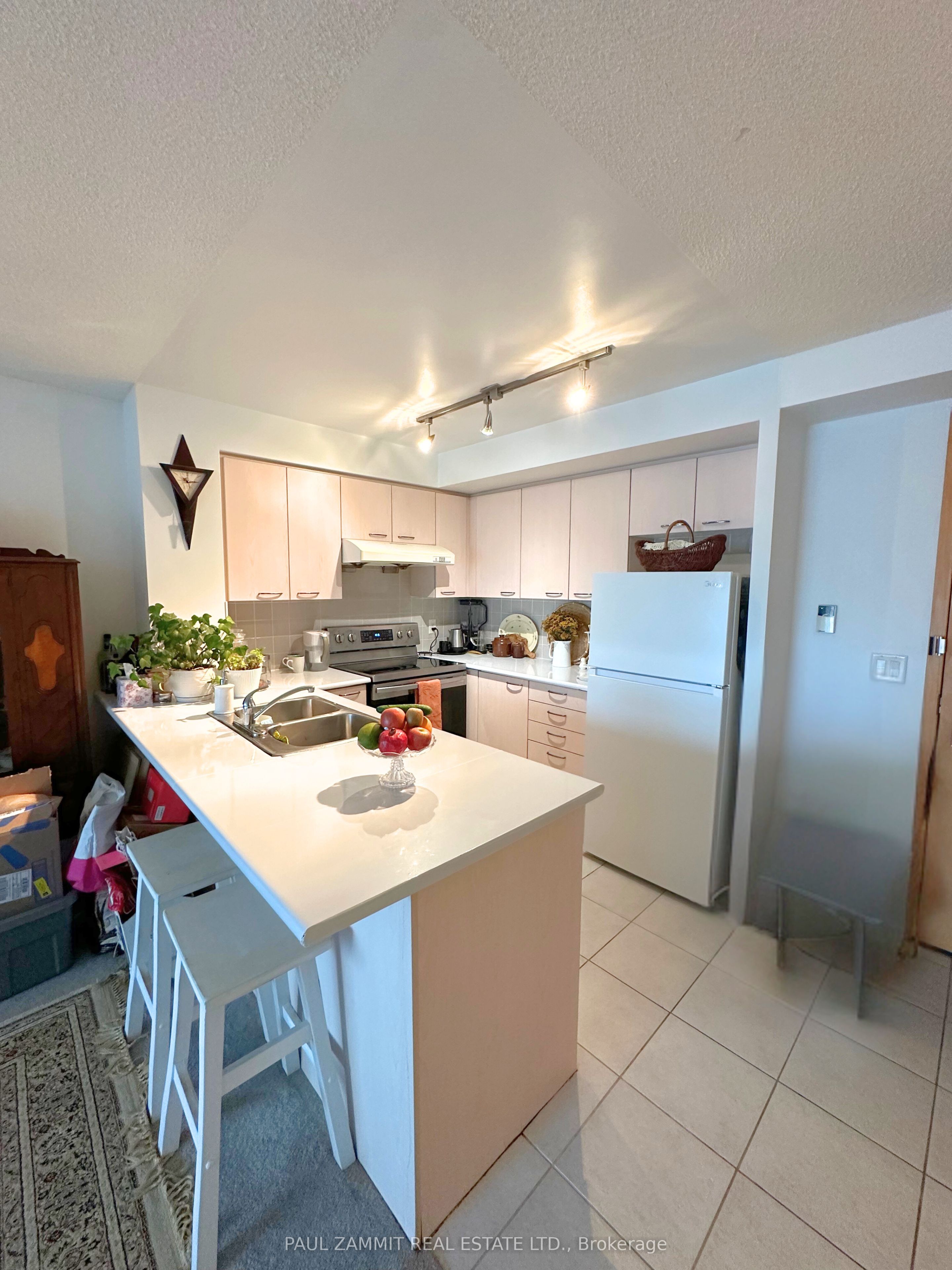 62 Suncrest Boulevard, #702