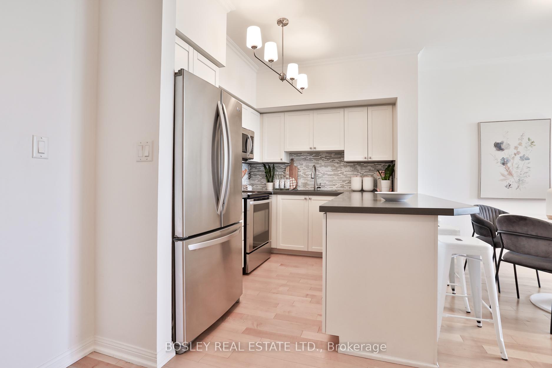2 Bedrooms Condo at 1000 King, Toronto For sale