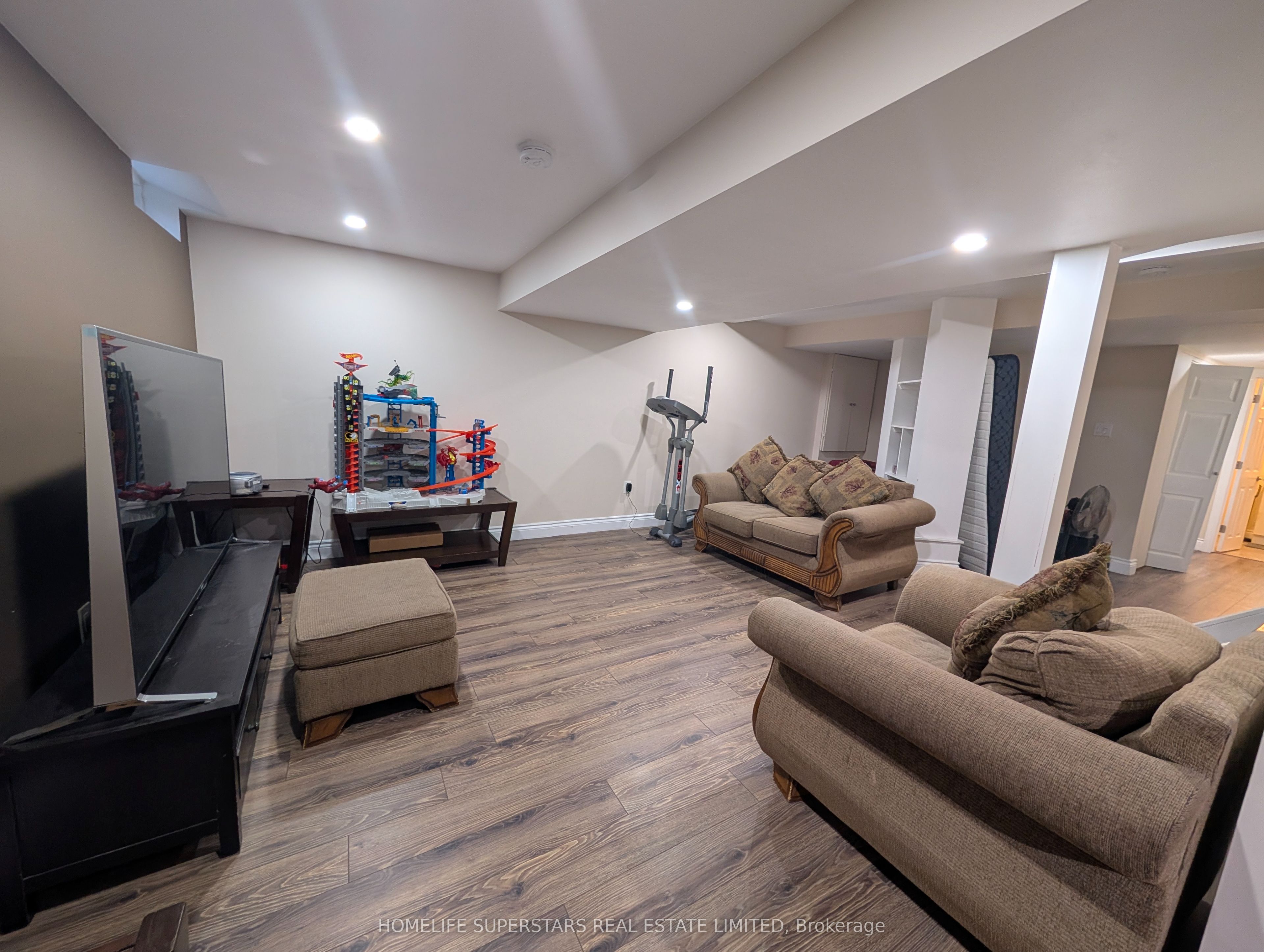 3836 Baycroft Drive