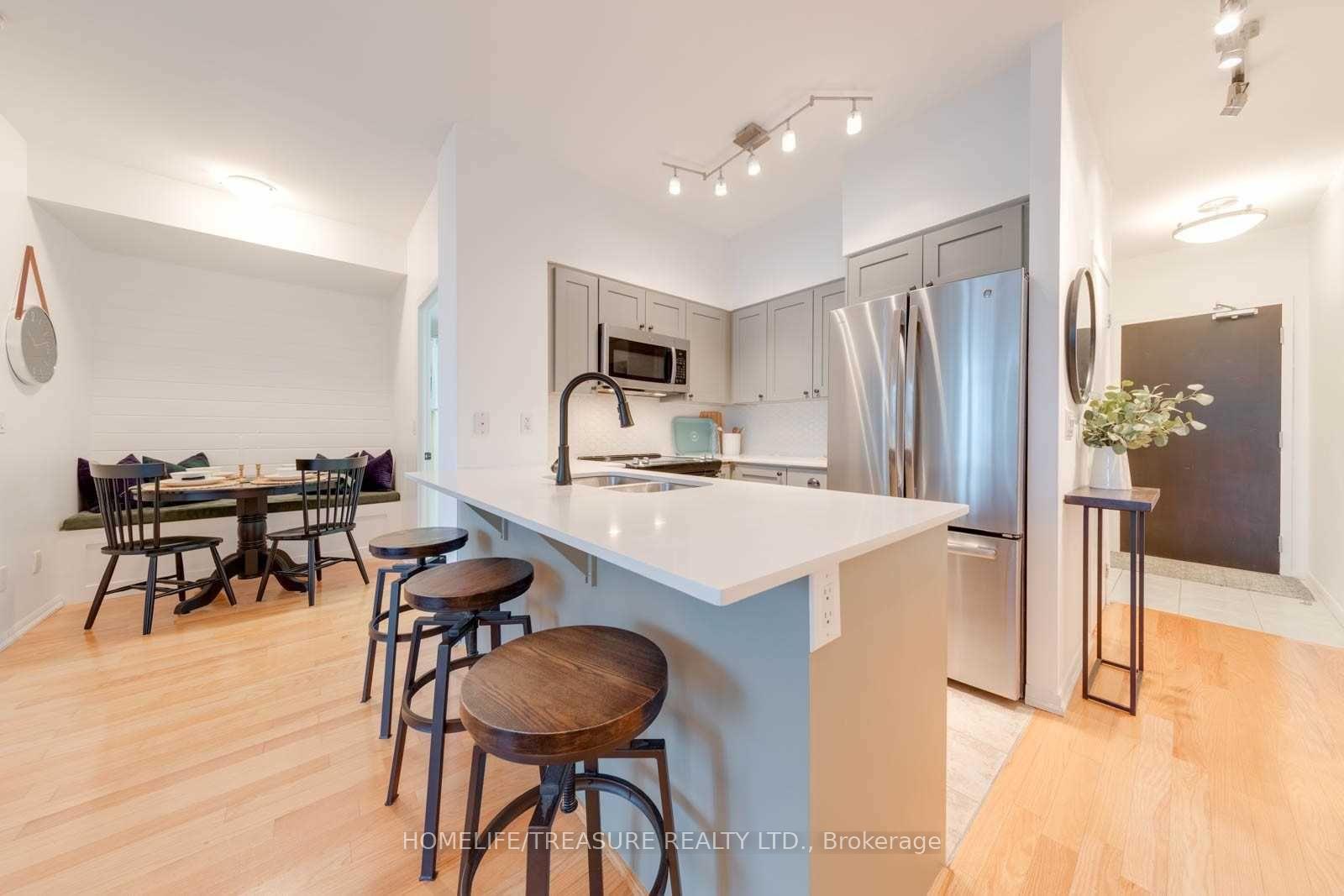 2 Bedrooms Condo at 231 Fort York, Toronto For sale