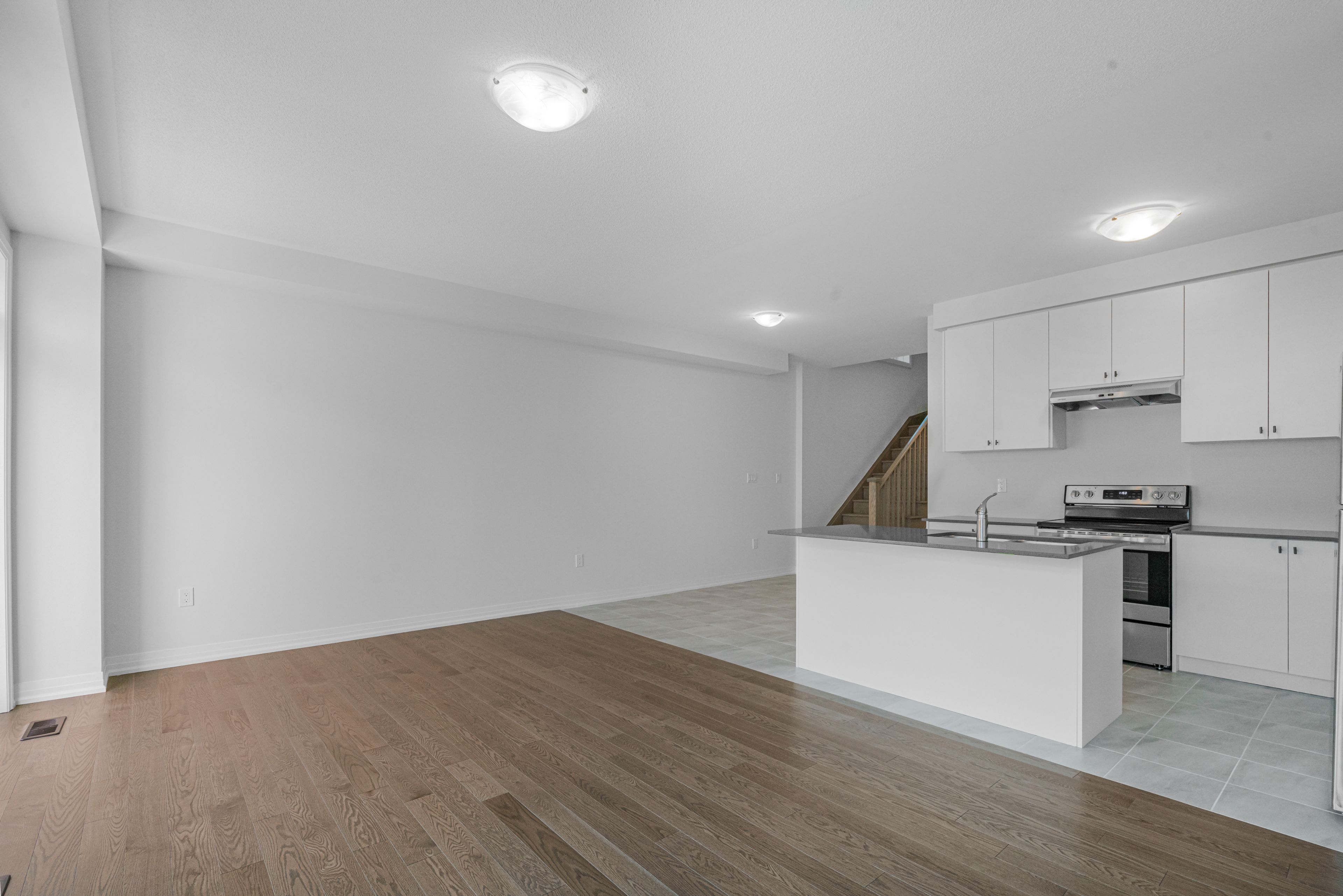 2973 Seagrass Street