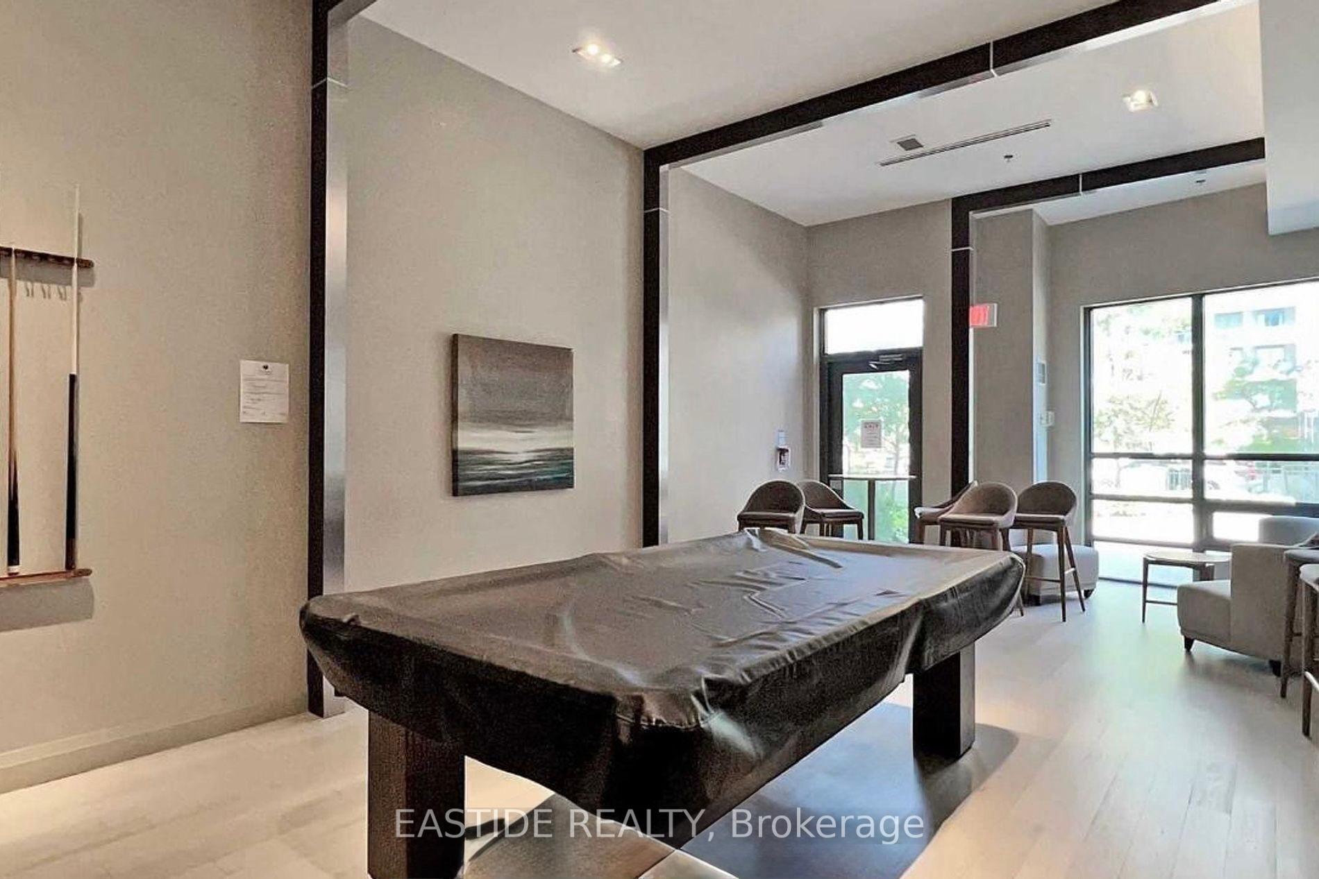 3 Bedrooms Condo at 185 Bonis, Toronto For sale