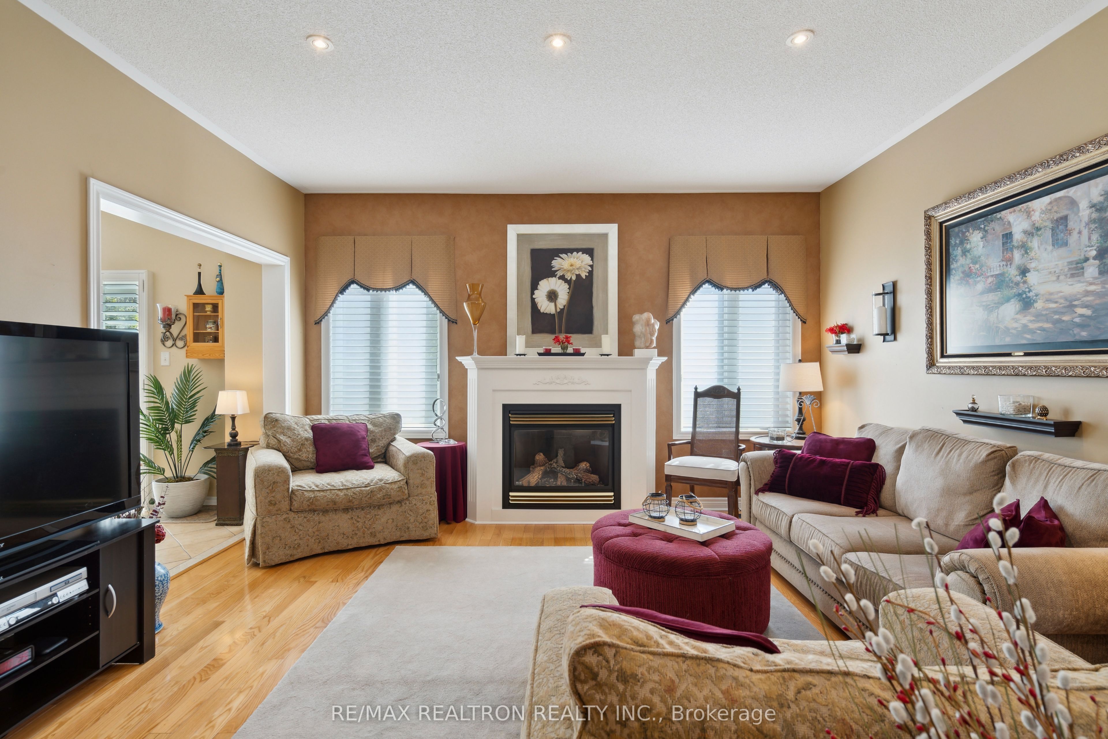 545 Pleasant Ridge Avenue