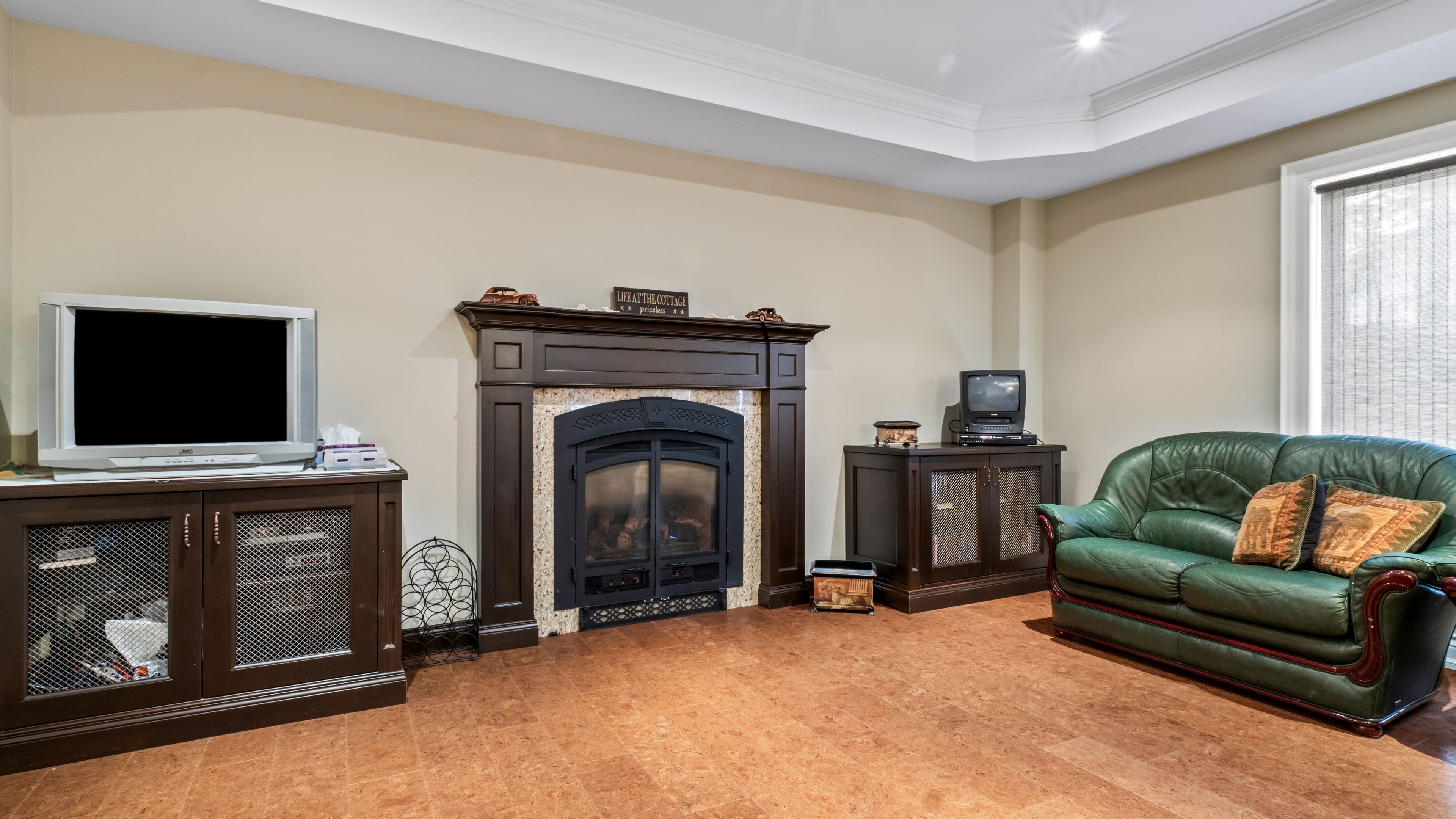 431 Manley Crescent