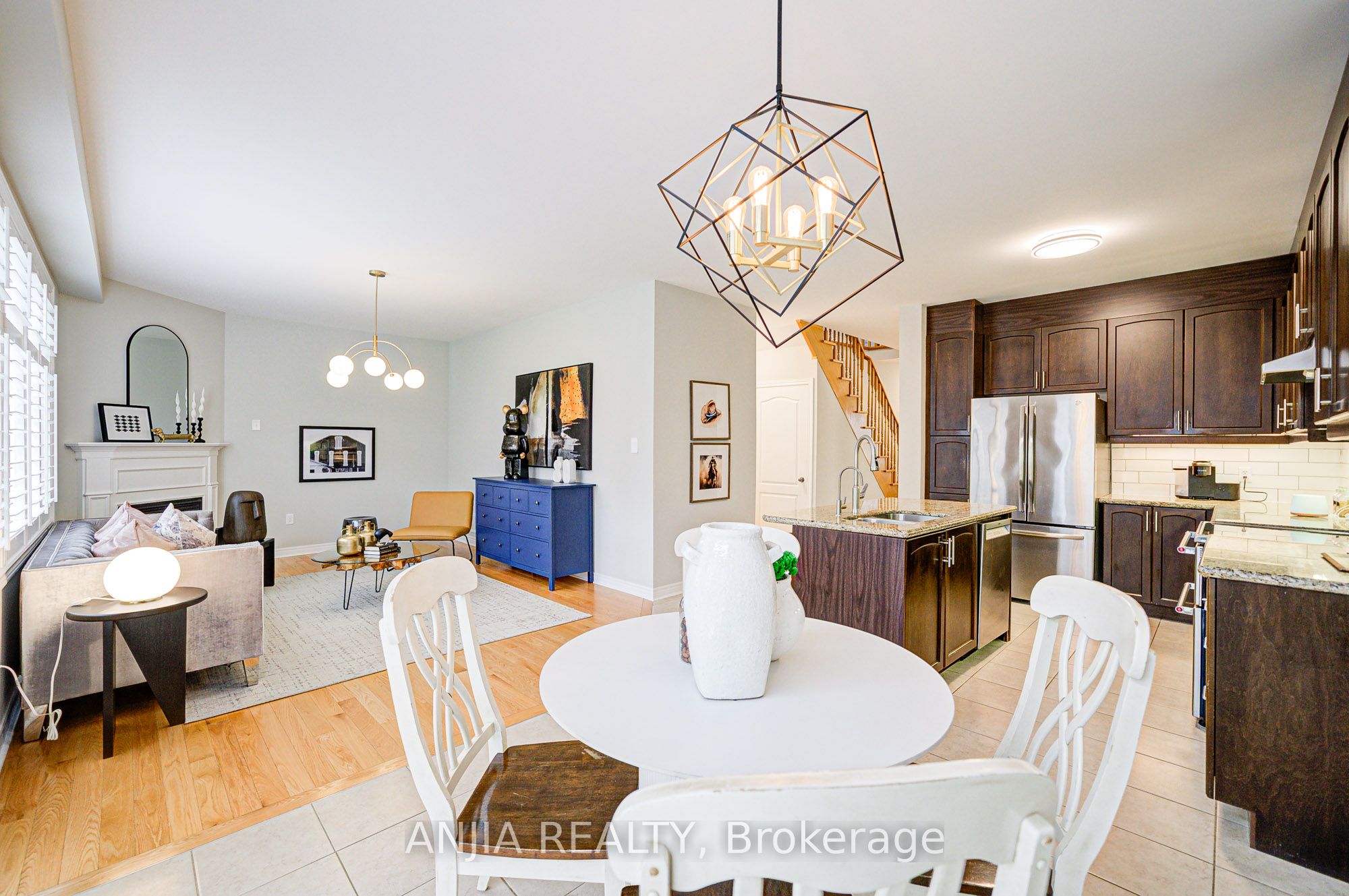 9 Desjardin Drive