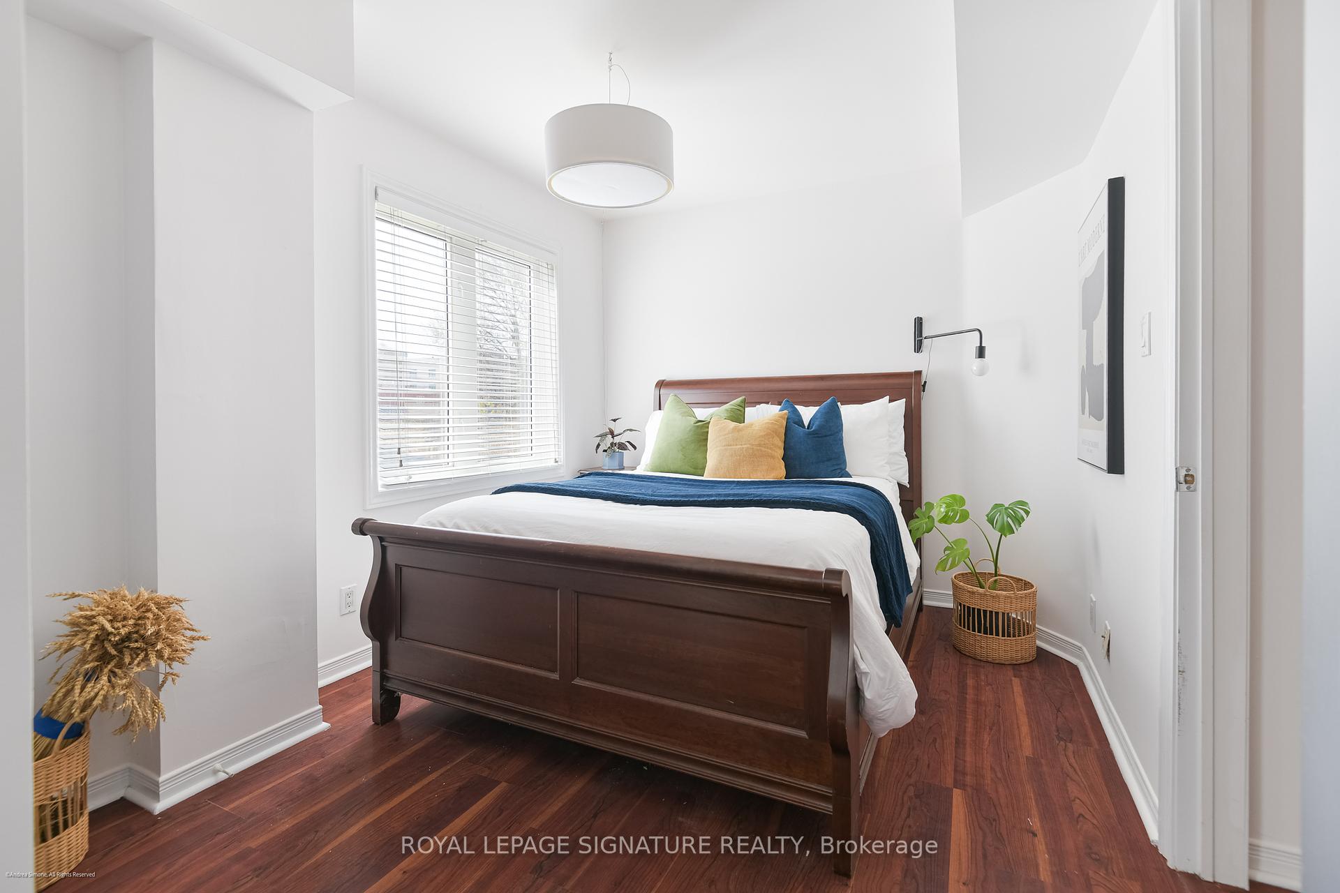 2 Bedrooms Condo at 12 Sudbury,  Toronto For sale