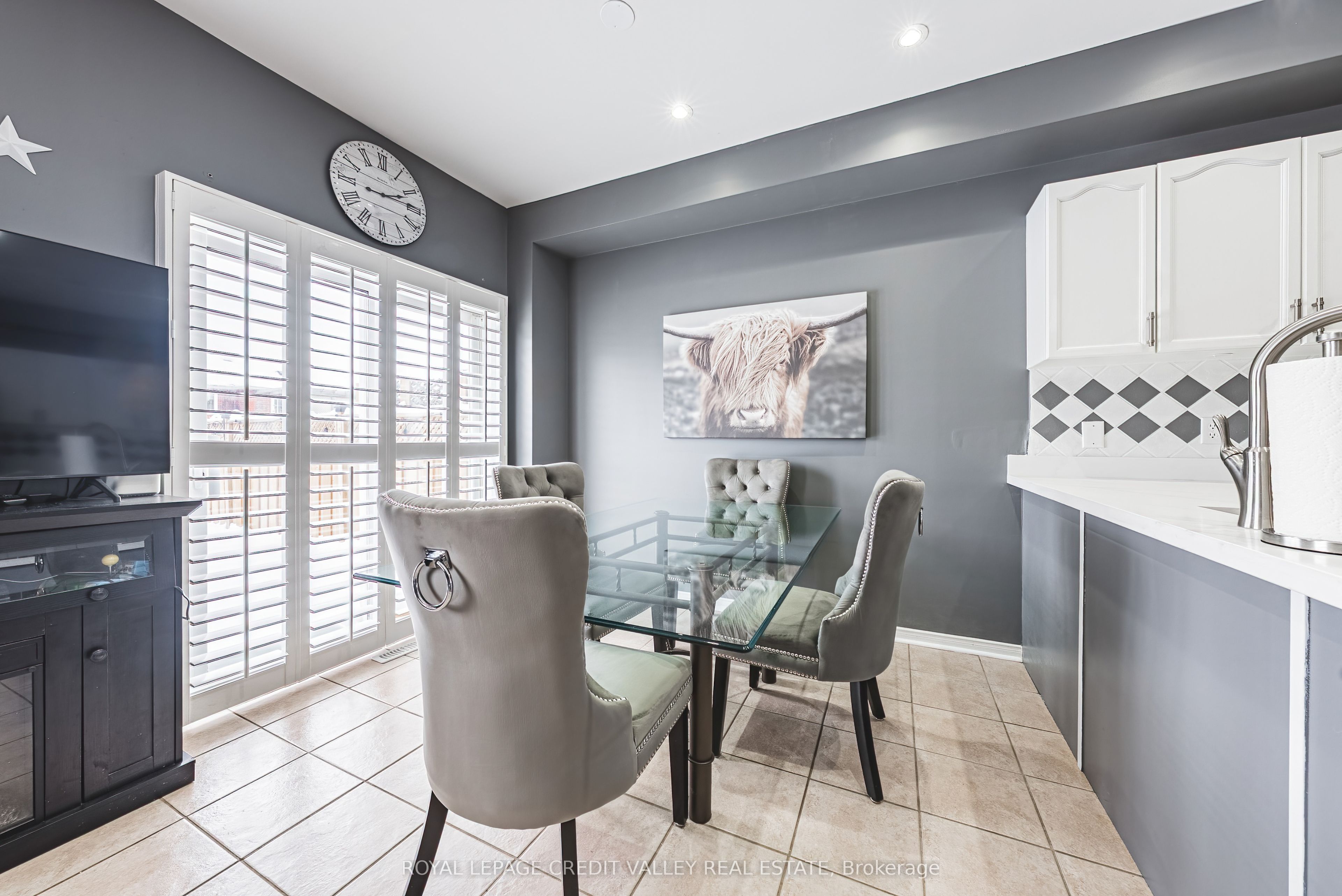 13 Brookstone Court