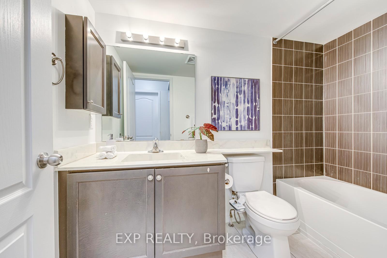 2 Bedrooms Condo at 2484 Post, Oakville For sale