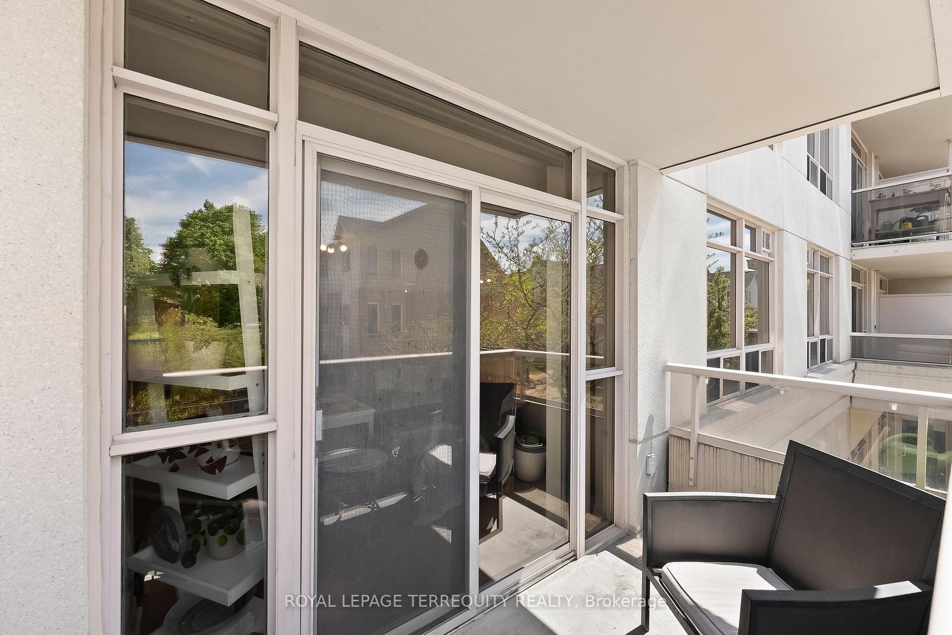 3 Bedrooms Condo at 3650 Kingston RD, Toronto For sale