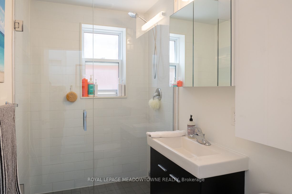 33 Broadview Avenue, #3