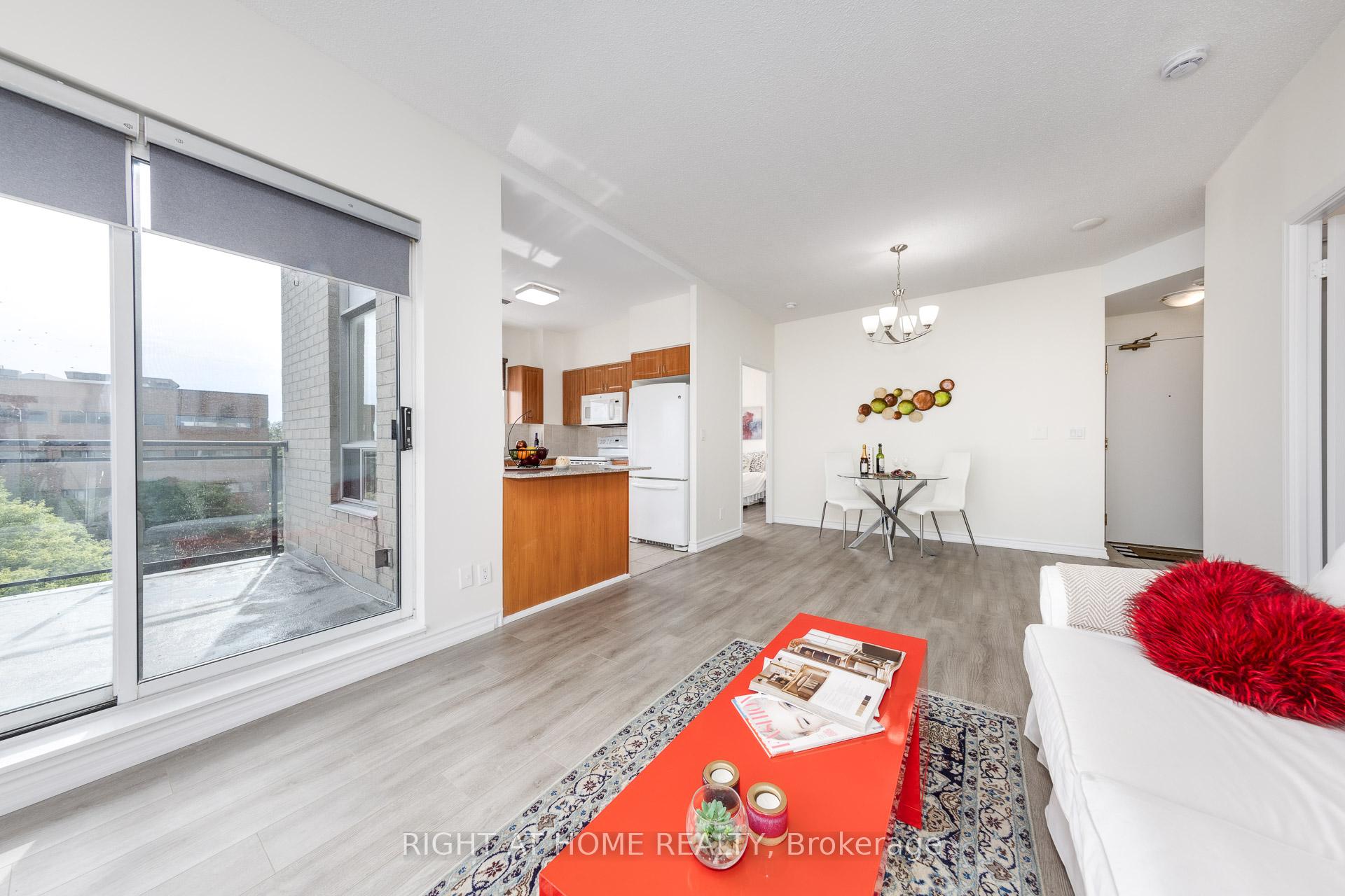 2 Bedrooms Condo at 5940 Yonge, Toronto For sale