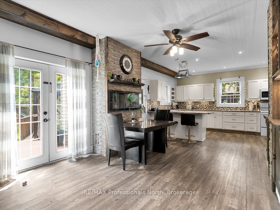 74 Taylor Road, Bracebridge, ON P1L 1J2