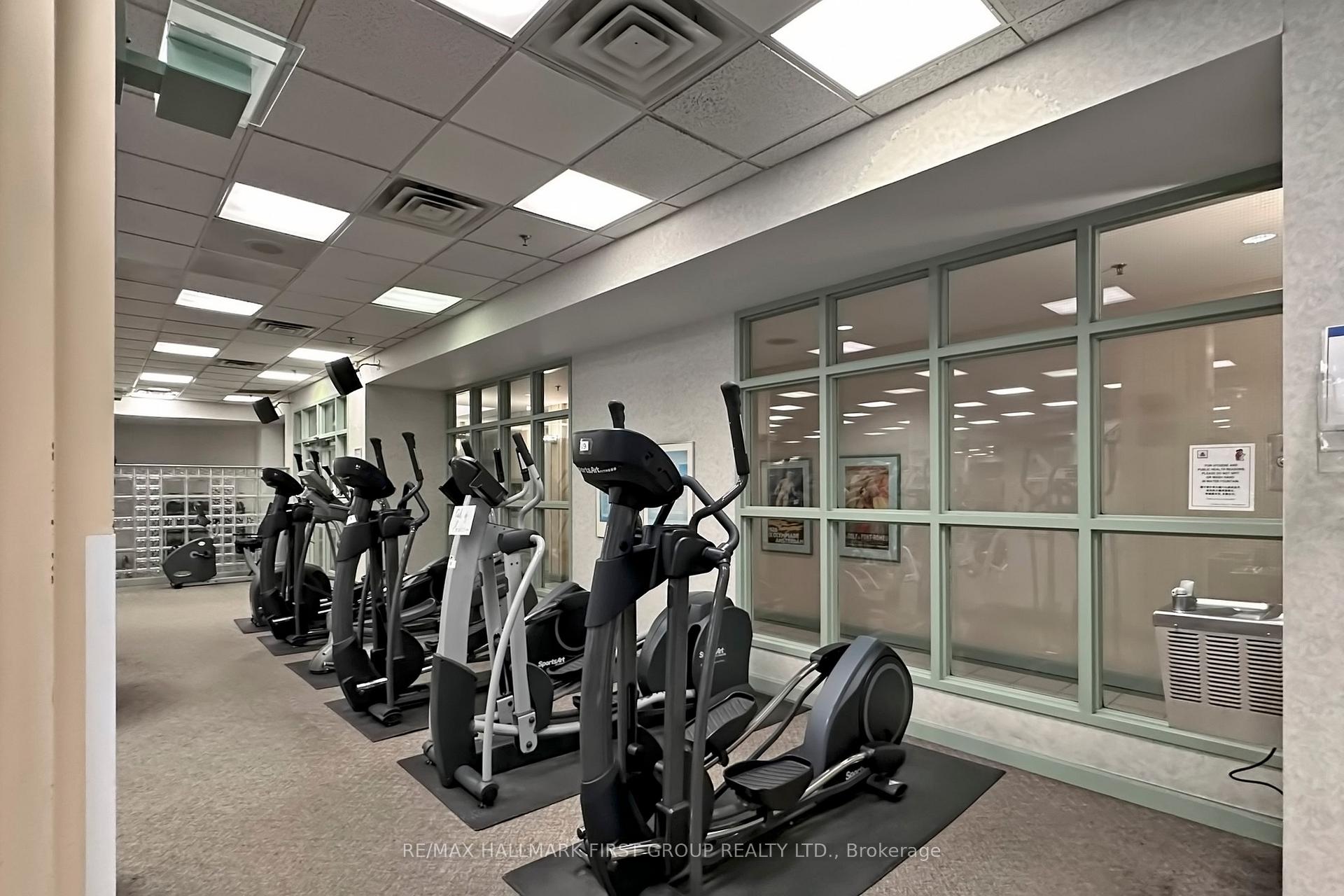 2 Bedrooms Condo at 88 Corporate, Toronto For sale
