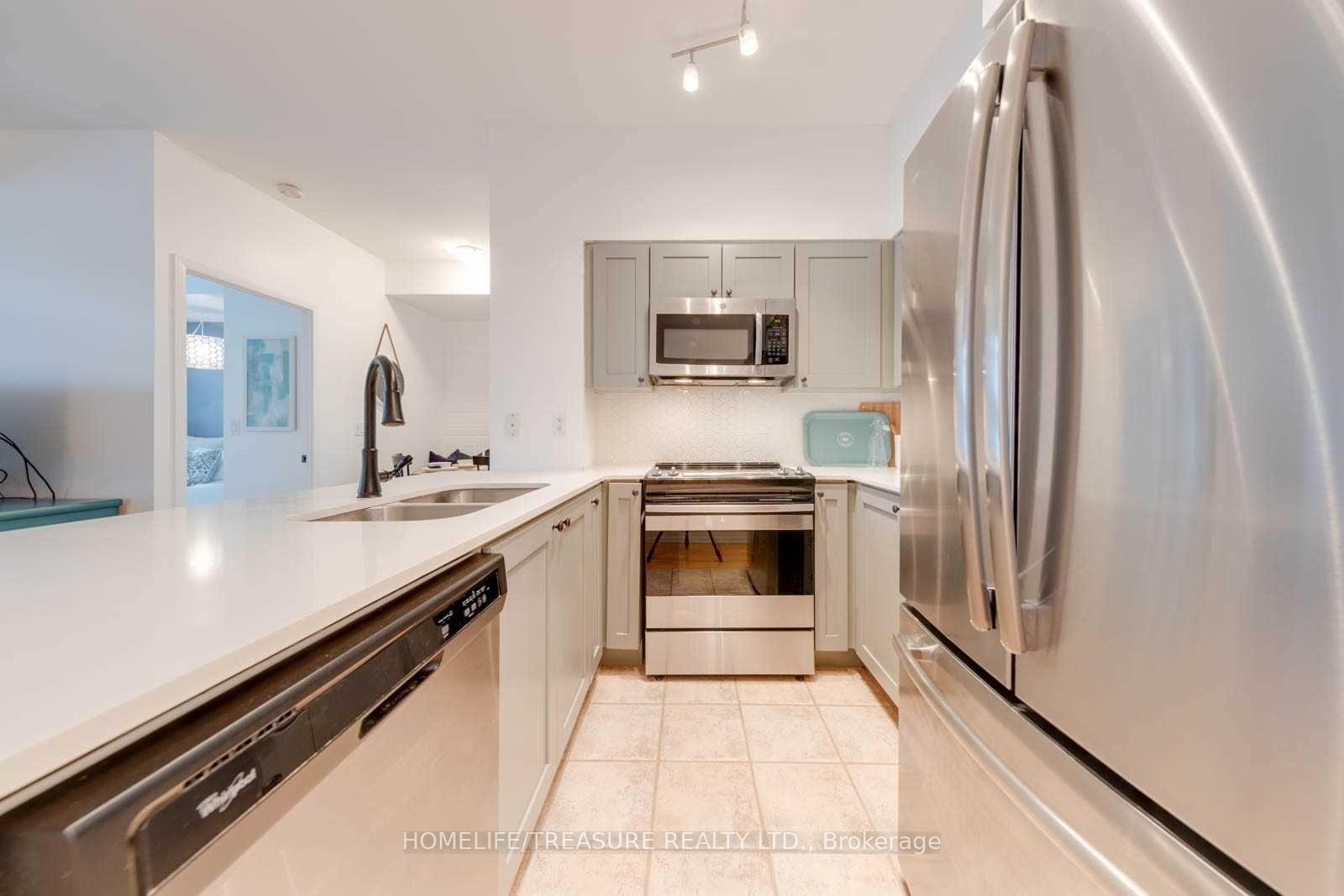 2 Bedrooms Condo at 231 Fort York, Toronto For sale