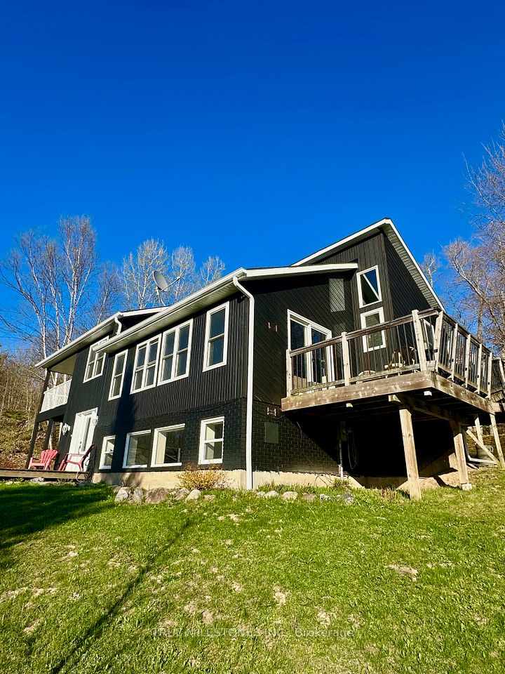 336 Clear Lake