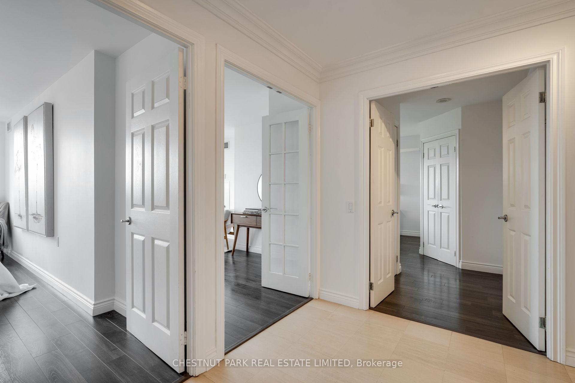 3 Bedrooms Condo at 388 Bloor, Toronto For sale
