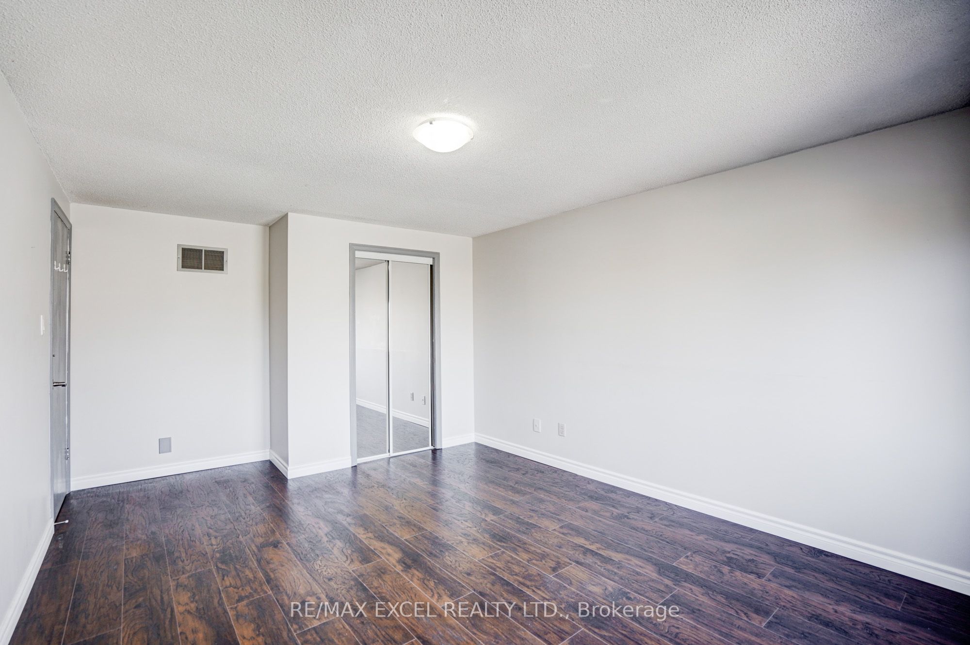 287 Port Royal Trail, #Upper