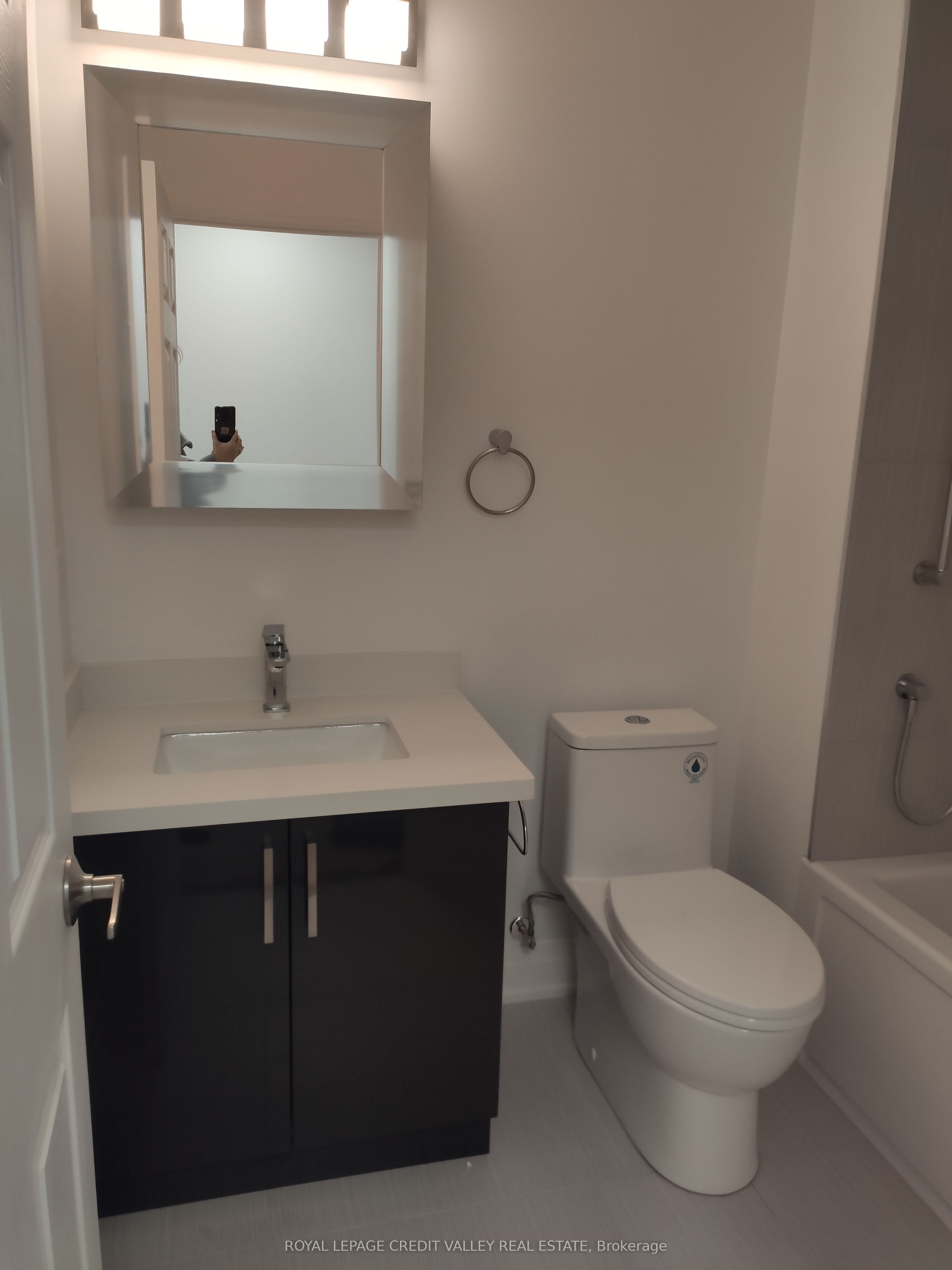 31 Baldwin Street, #Upper