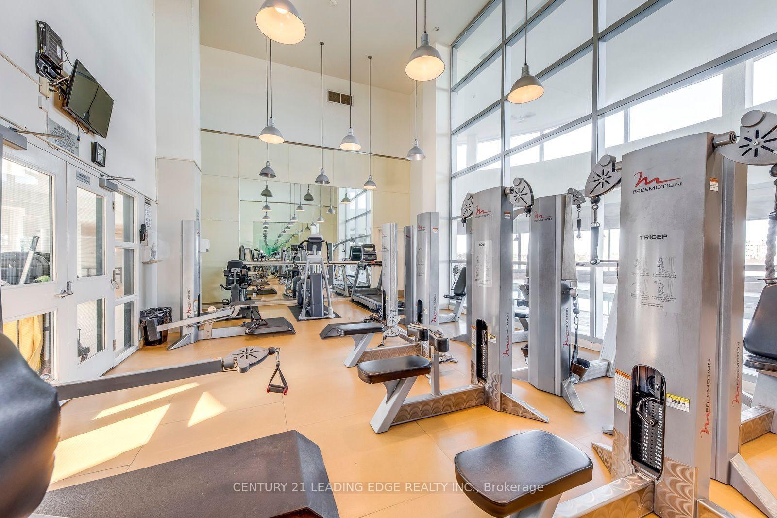 3 Bedrooms Condo at 38 Lee Centre, Toronto For sale