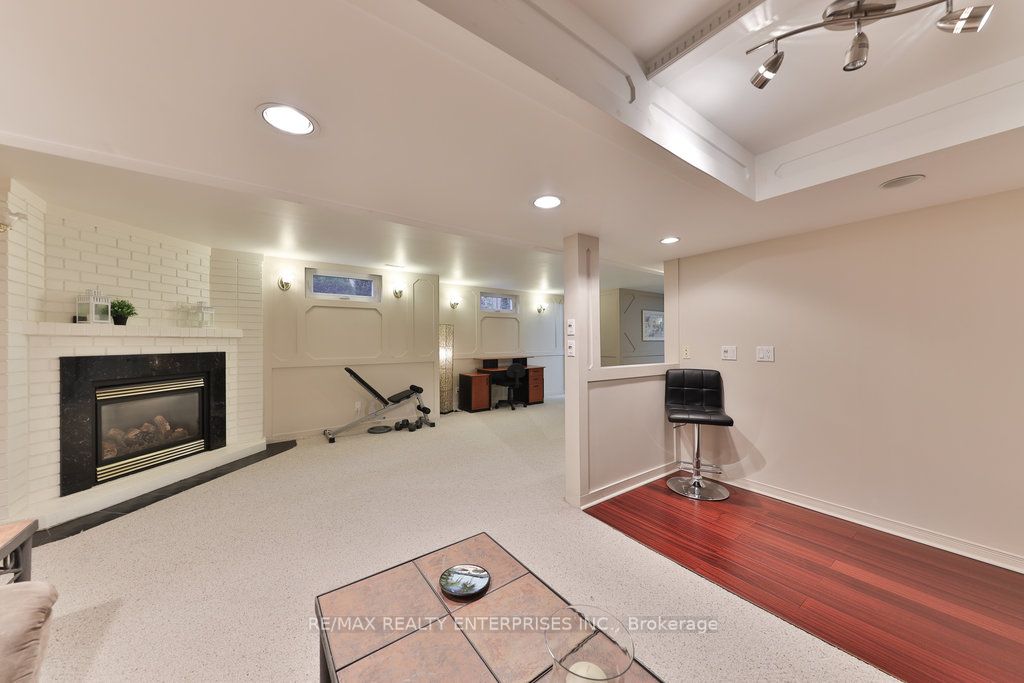 4061 Rolling Valley Drive