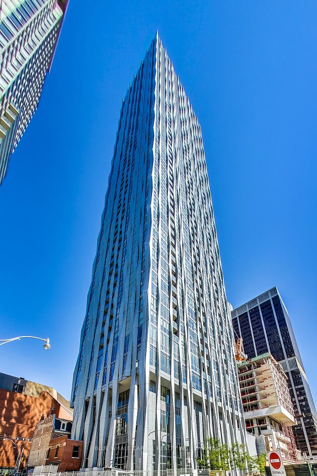 1 Yorkville