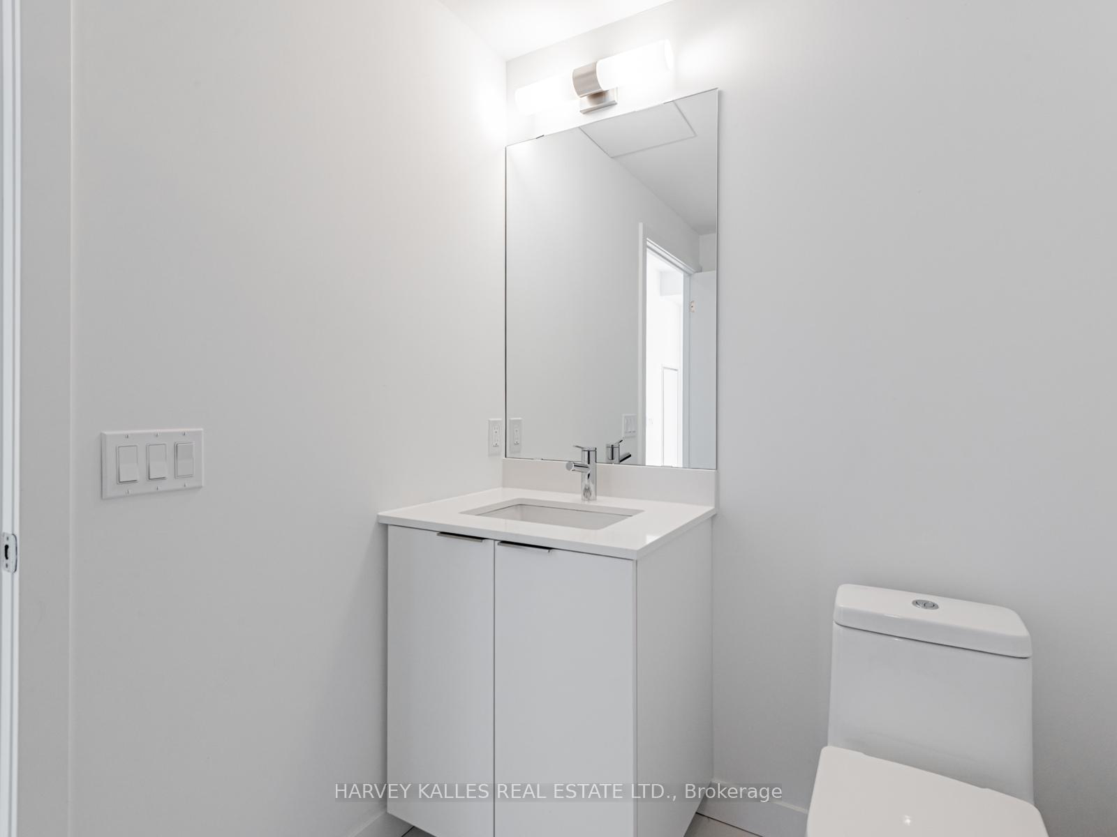 7 Golden Lion Heights N2904