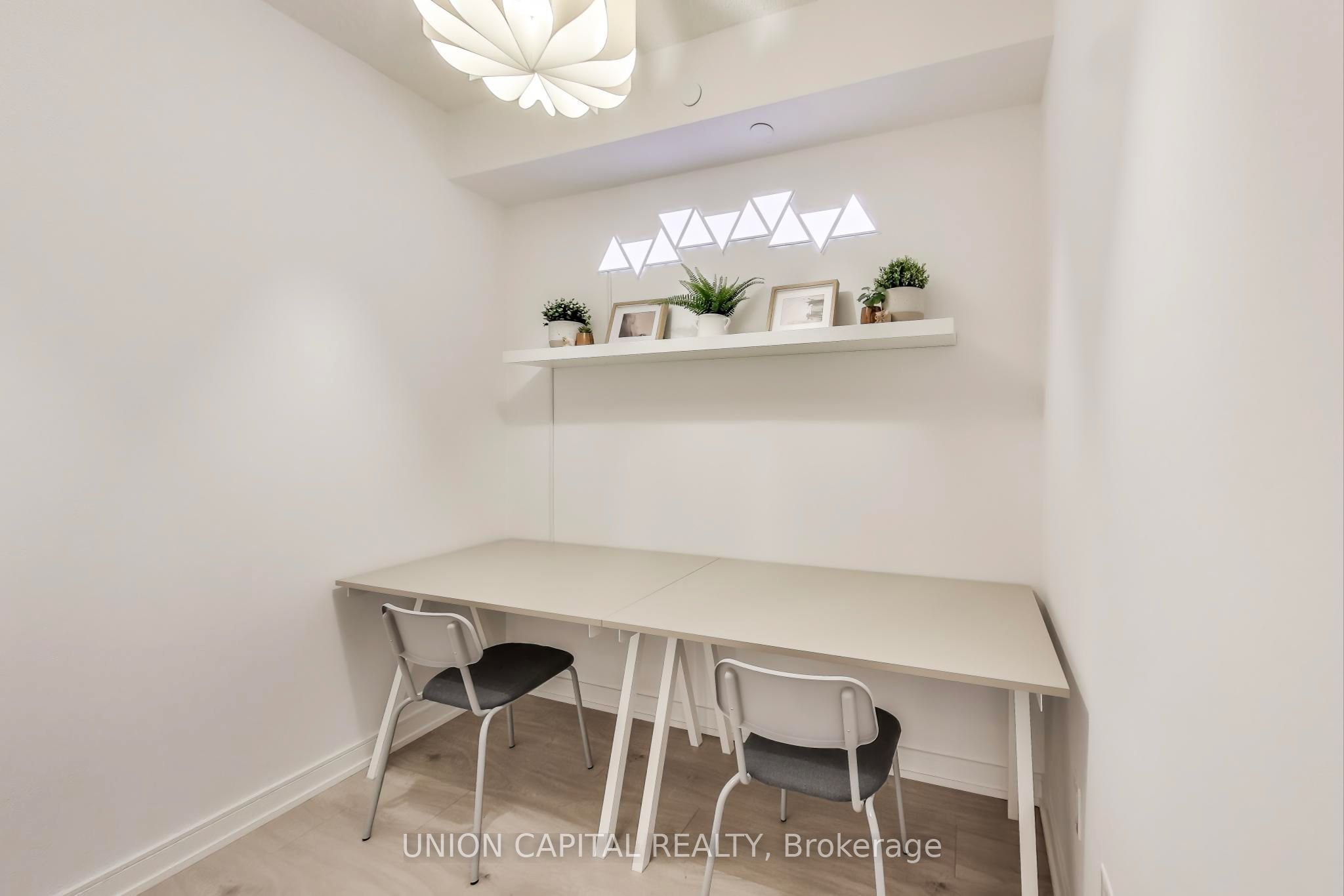 8 Nahani Way, #619