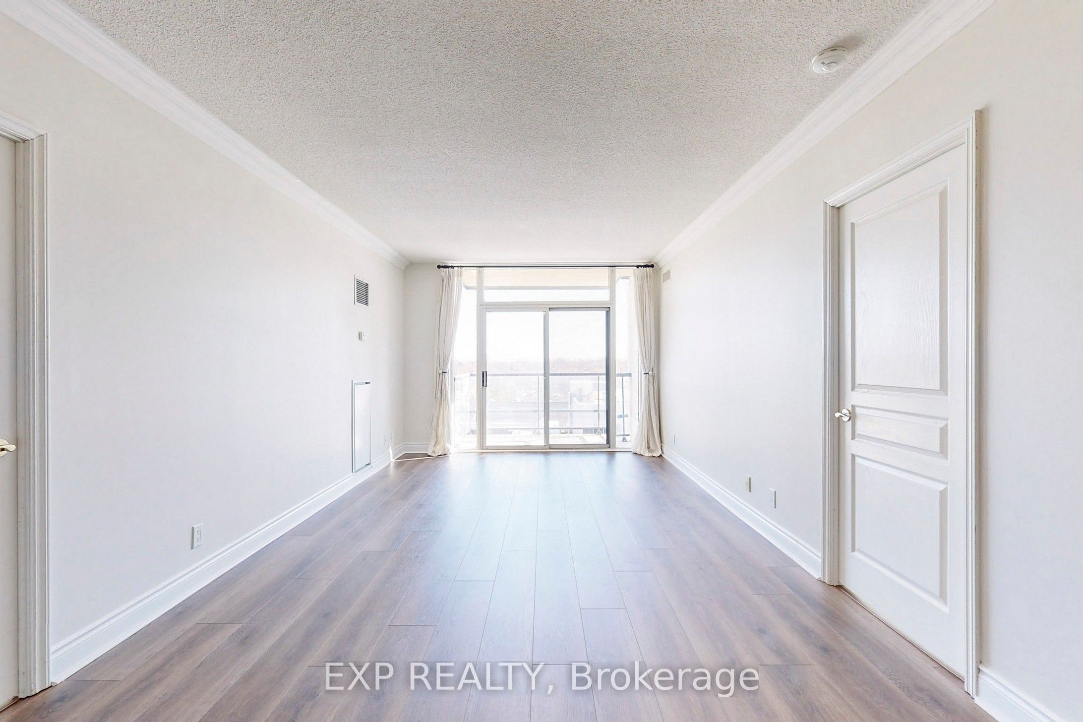 10 Delisle Avenue, #618