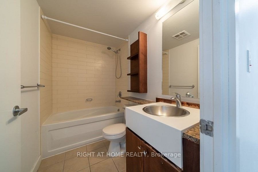 5 Mariner Terrace, #1809