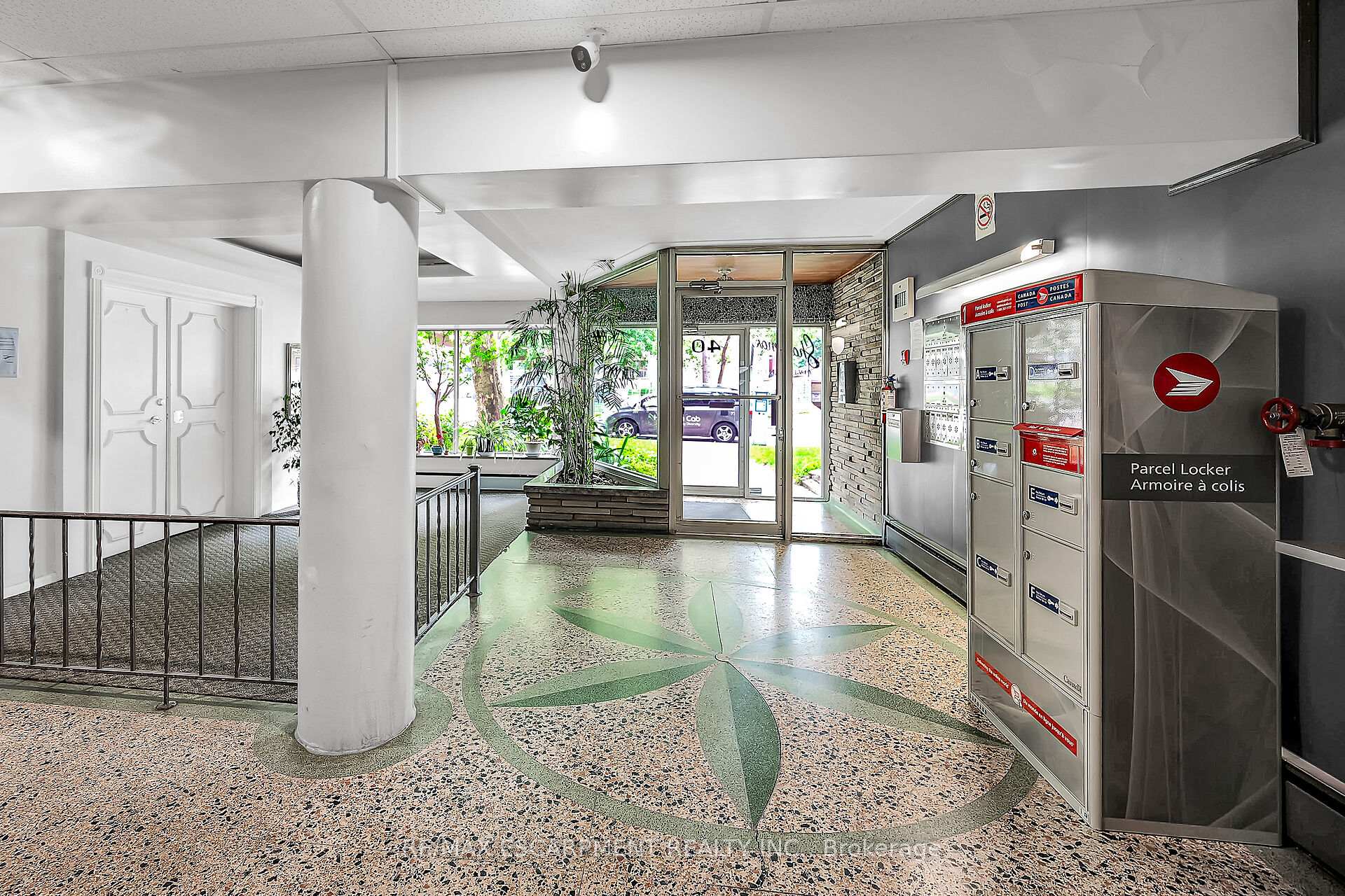 1 Bedroom Co-op at 40 Robinson, Hamilton For sale