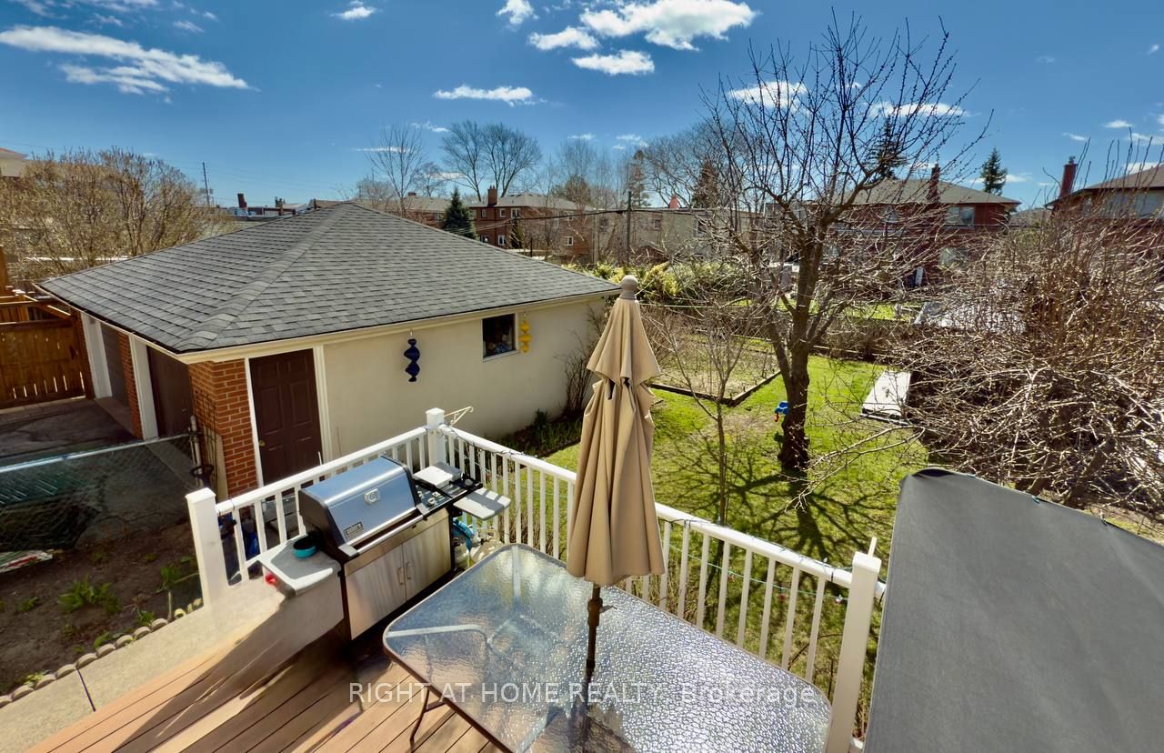 25 Burlingame Road