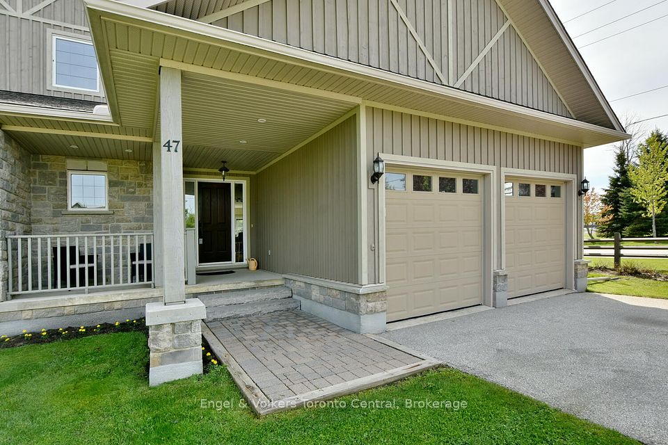 47 Meadowbrook Lane, Blue Mountains, ON N0H 2P0