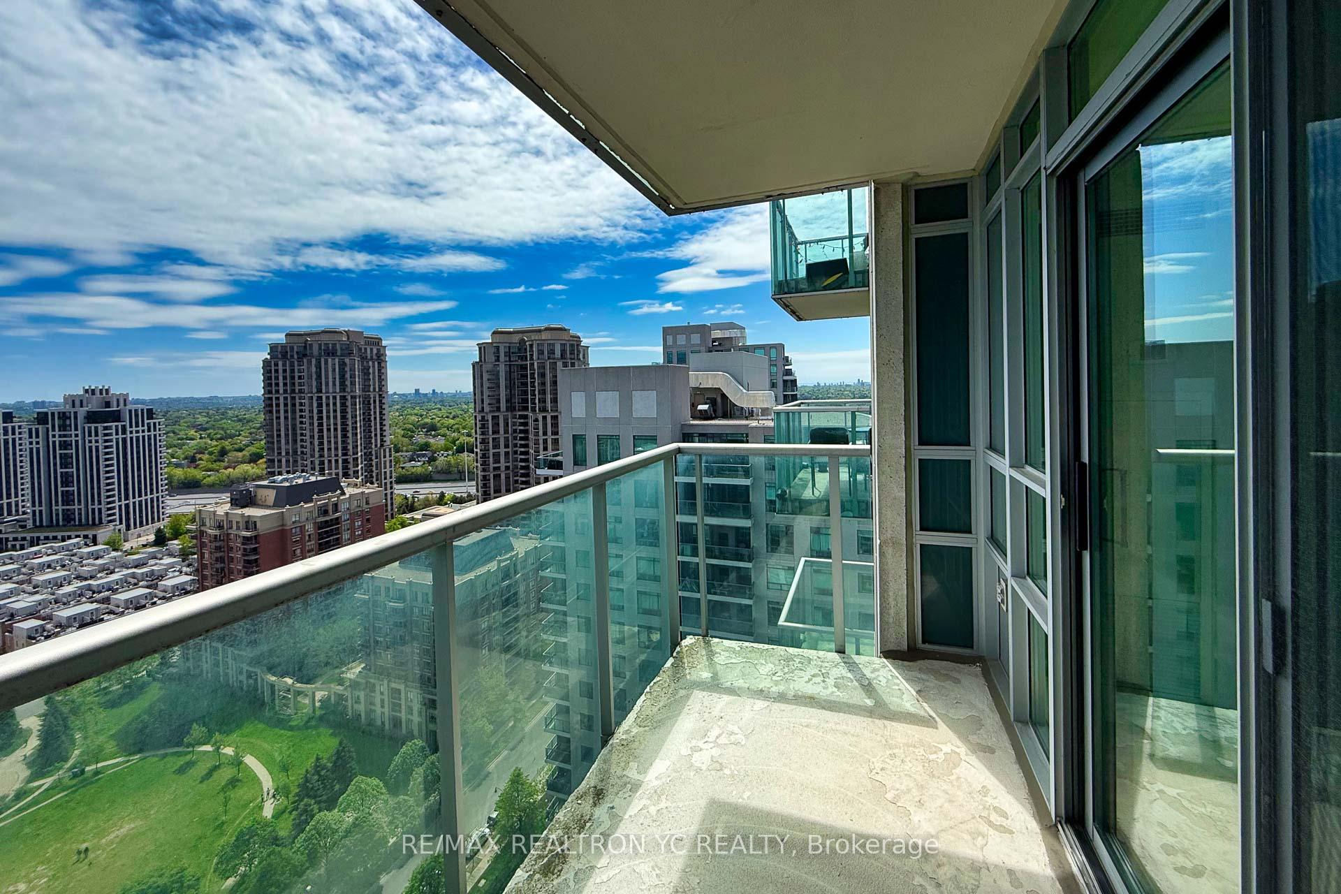 1 Bedroom Condo at 18 Harrison Garden, Toronto For sale