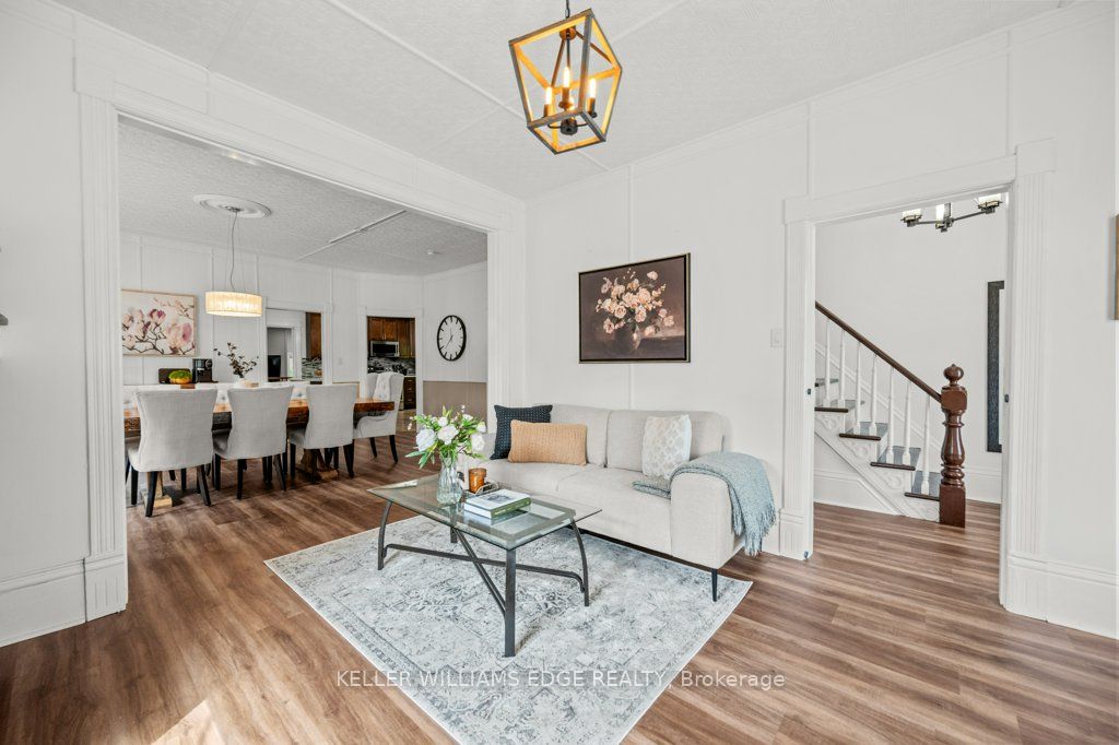 89 Lynden Rd Road
