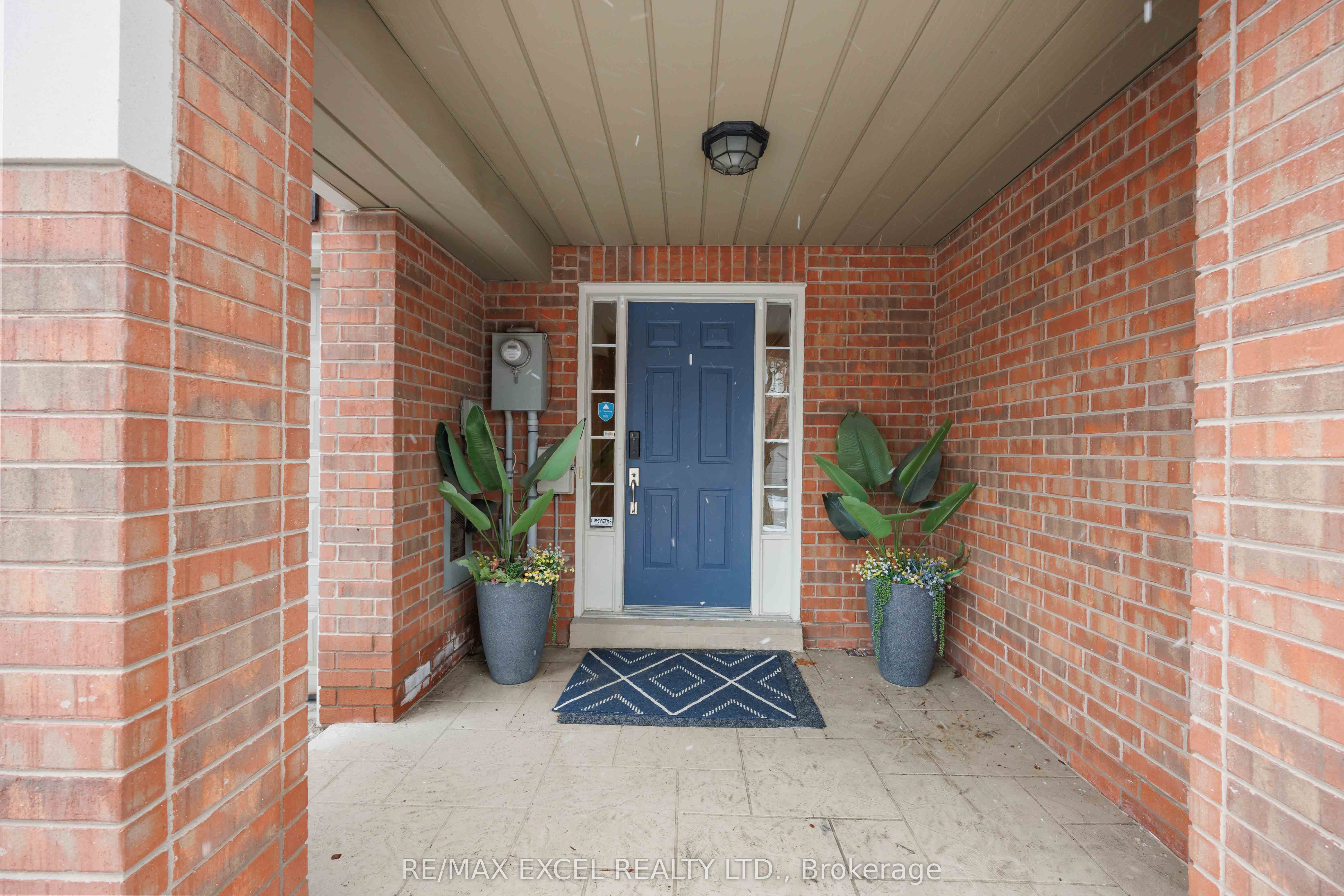 255 Shaftsbury Avenue, #66