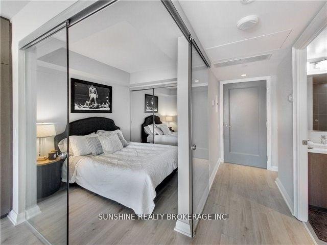 2 Bedrooms Condo at 155 Yorkville,  Toronto For sale