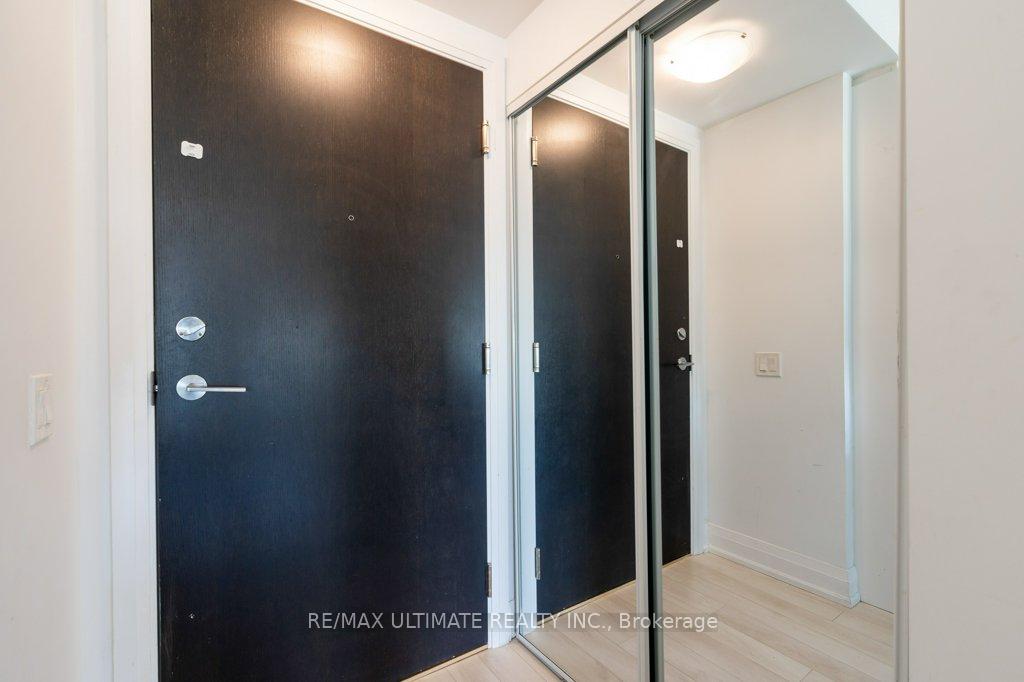 2 Bedrooms Condo at 1461 Lawrence, Toronto For sale