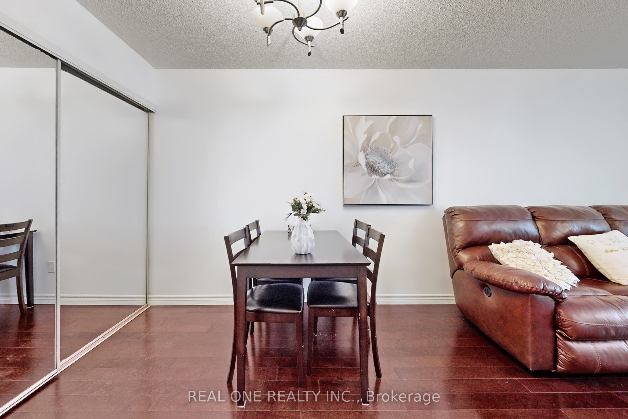 1055 Bay Street, #1816