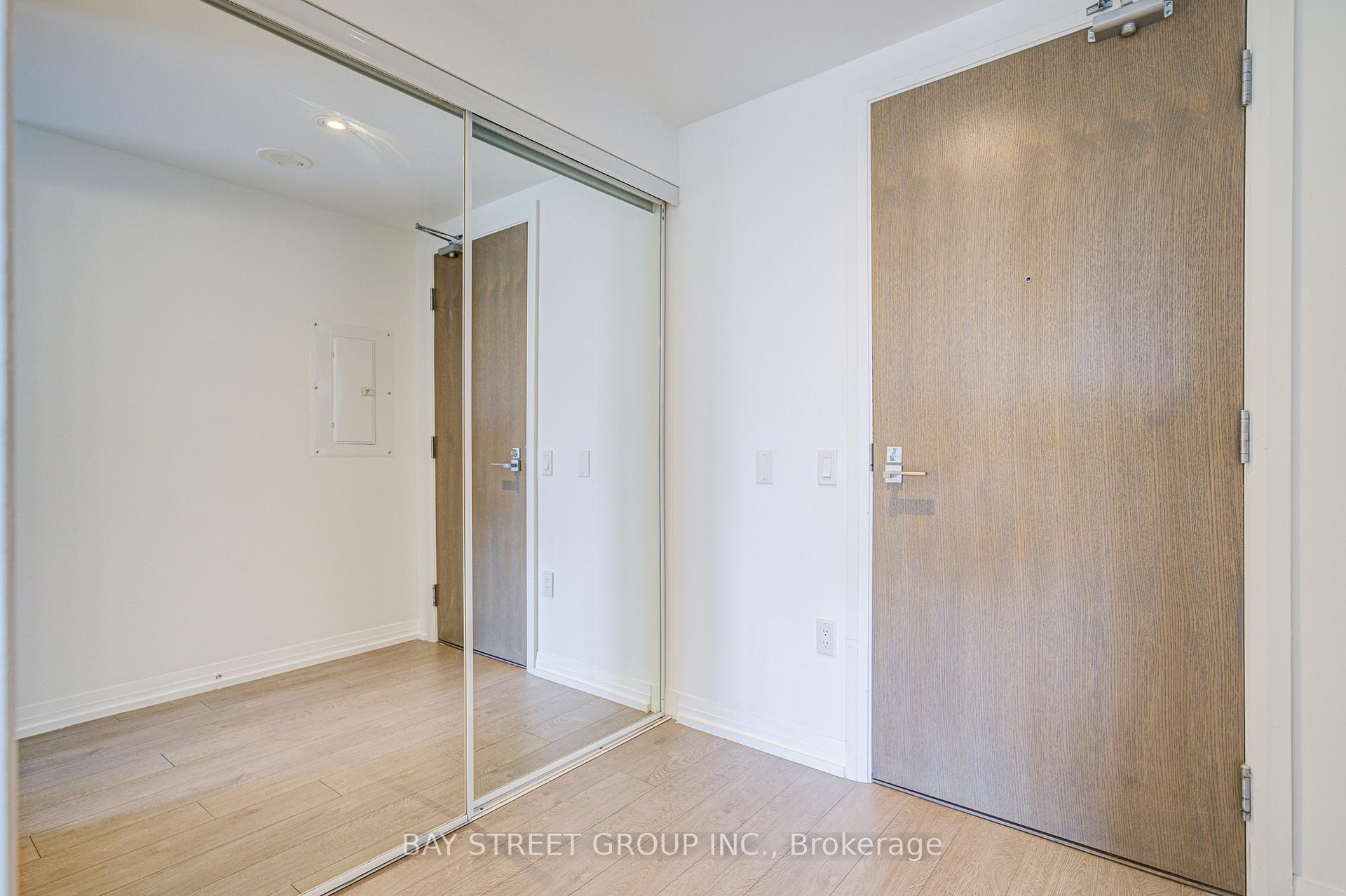 2 Bedrooms Condo at 251 Jarvis, Toronto For sale