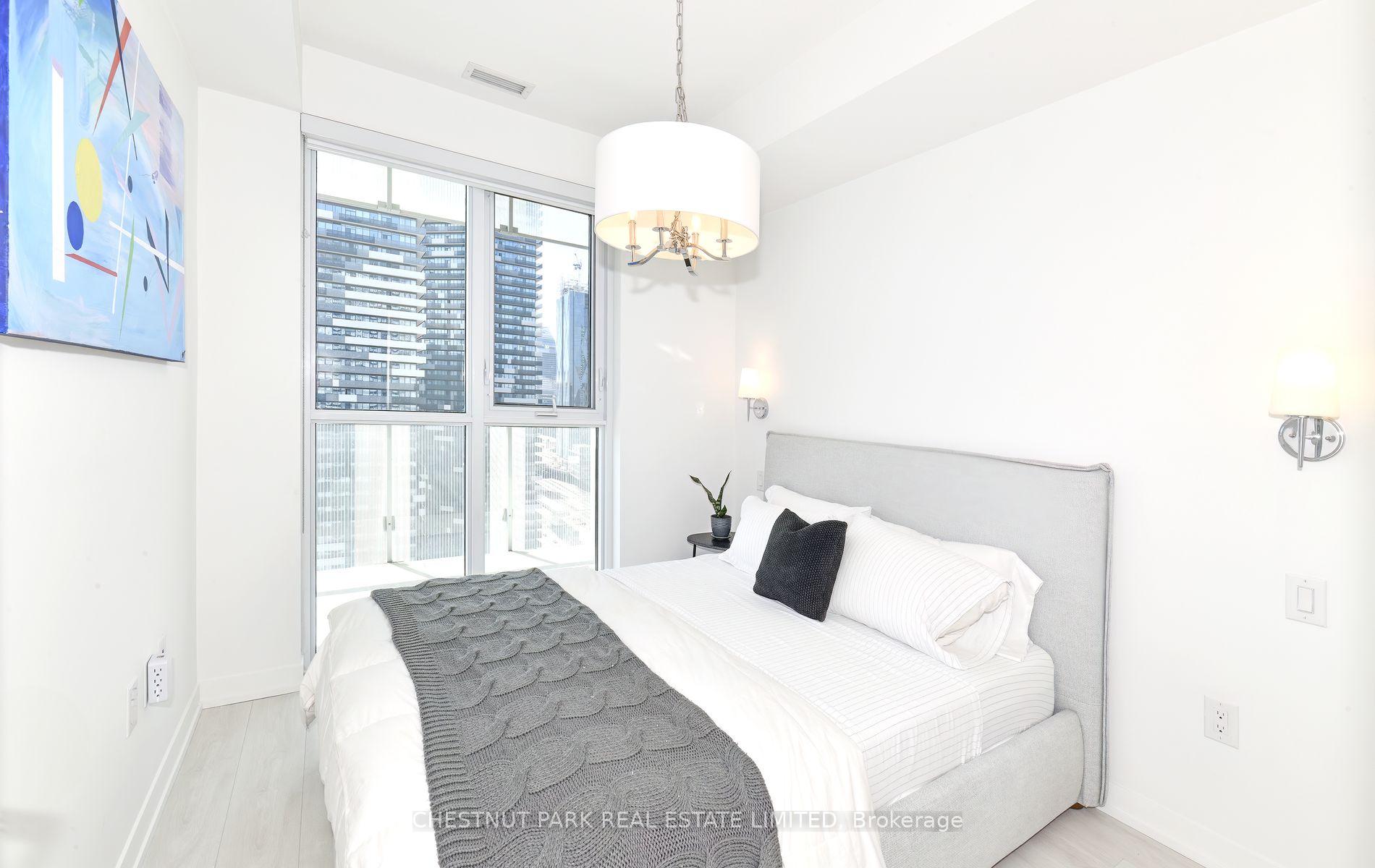 2 Bedrooms Condo at 15 Lower Jarvis, Toronto For sale