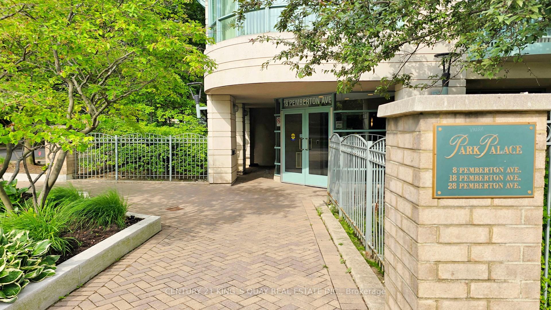 2 Bedrooms Condo at 18 Pemberton, Toronto For sale