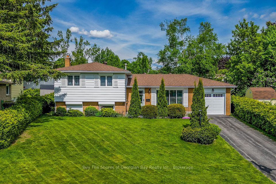 306 Cedar