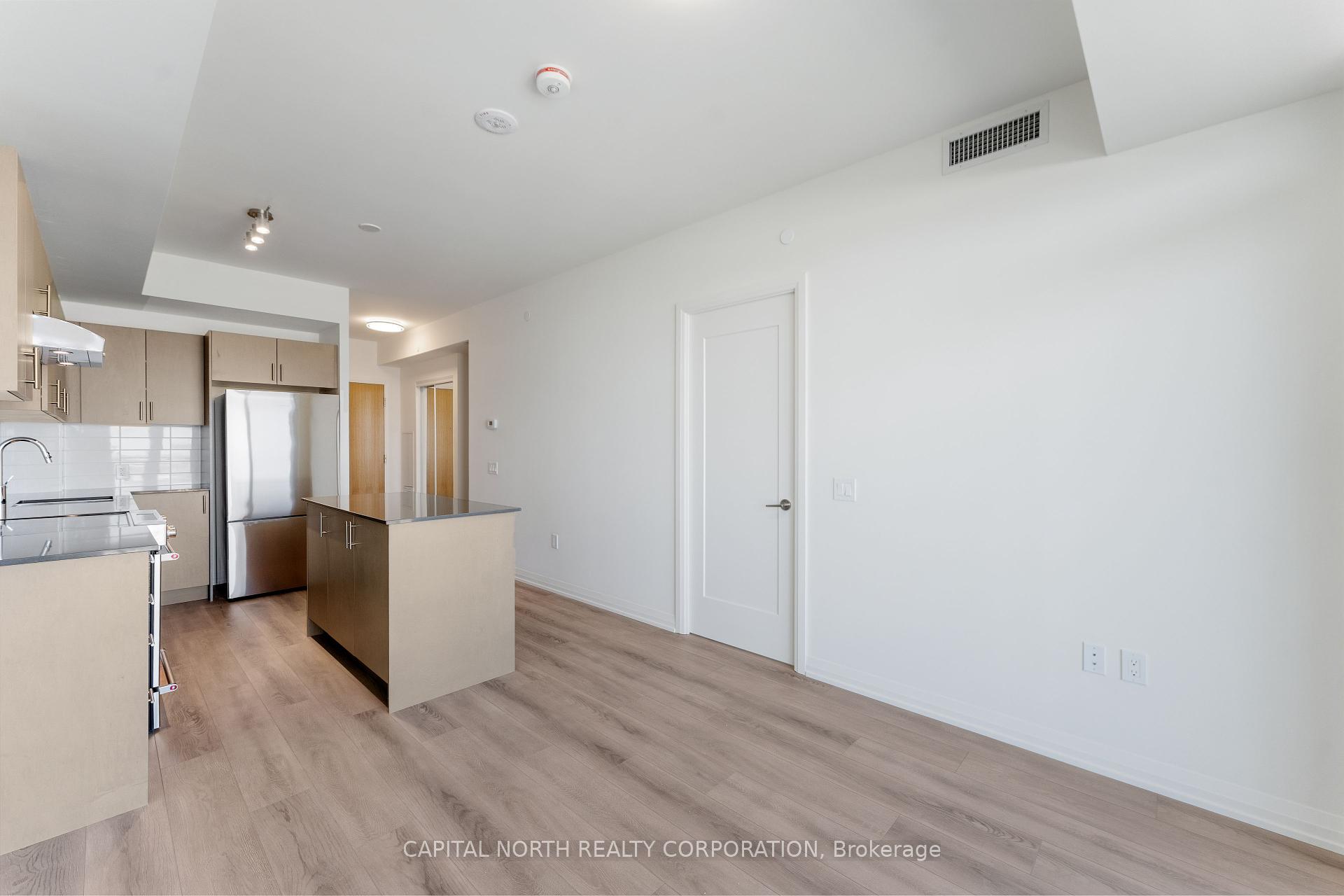 2 Bedrooms Condo at 8960 Jane,  Vaughan For sale