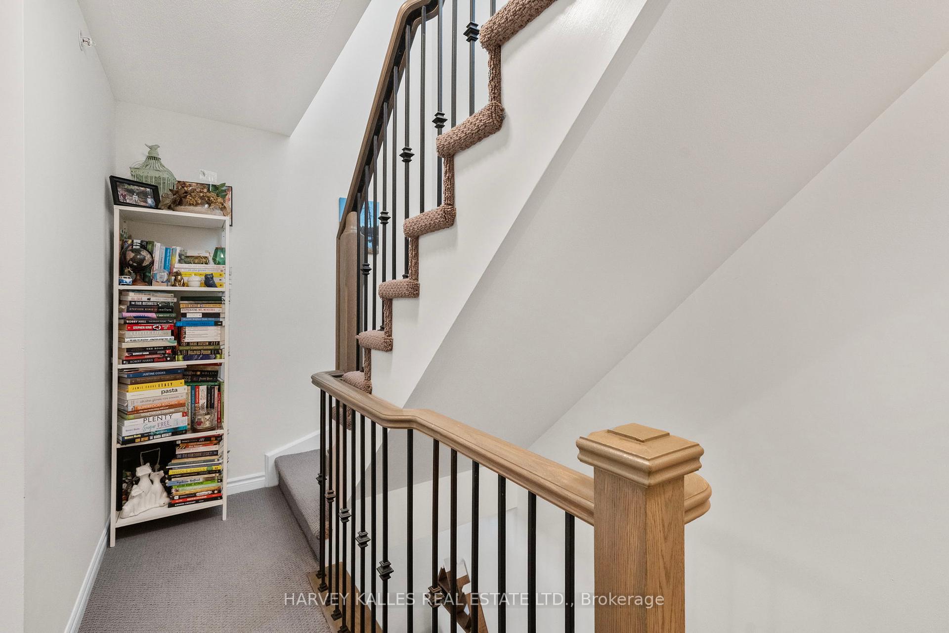 85 Eastwood Park Gardens 11