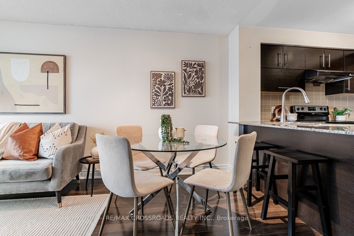 253 South Park Road, #909