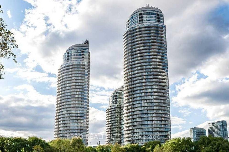 2230 Lake Shore