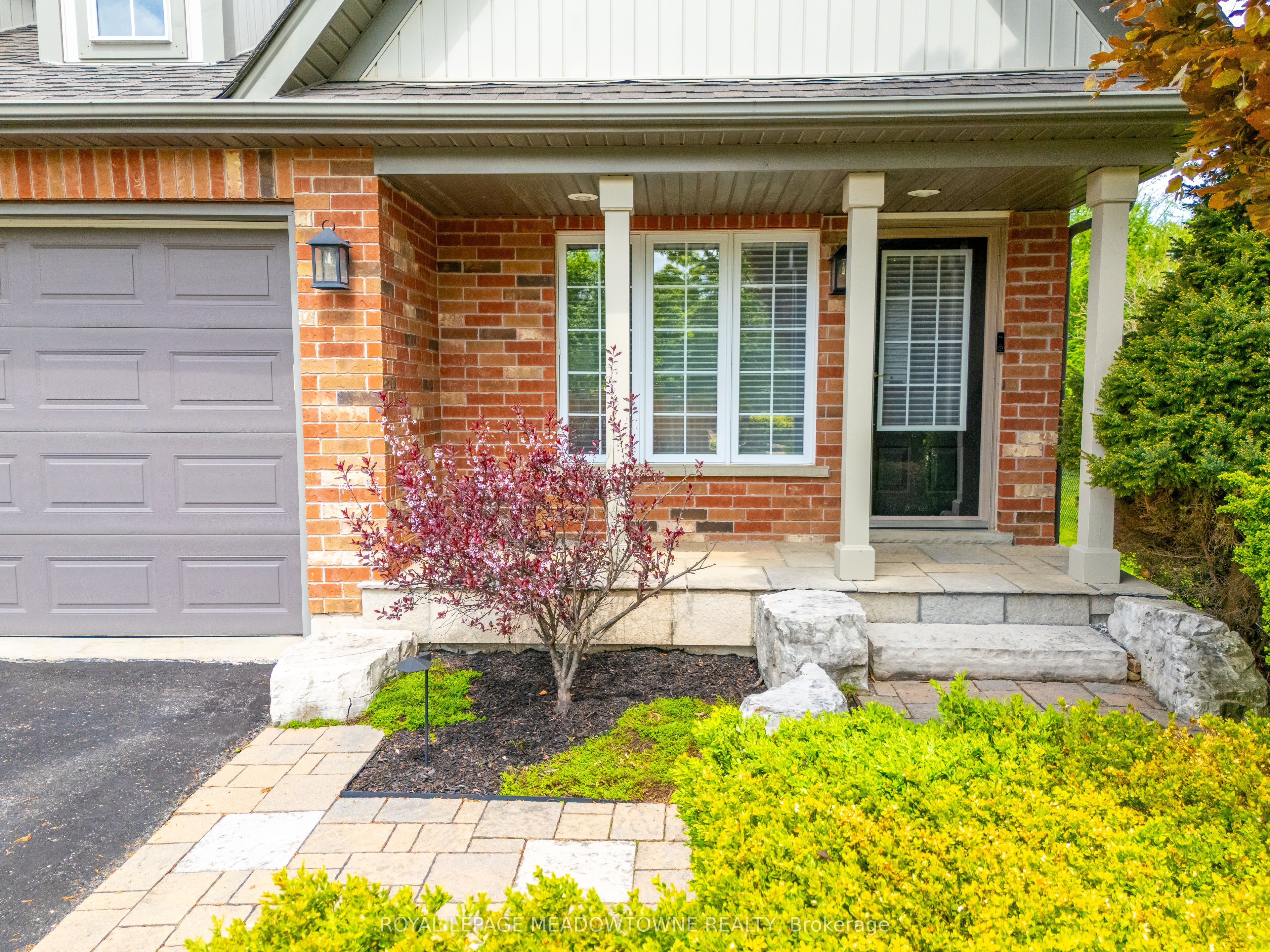3 Costigan Court, Halton Hills, ON L7G 6J1