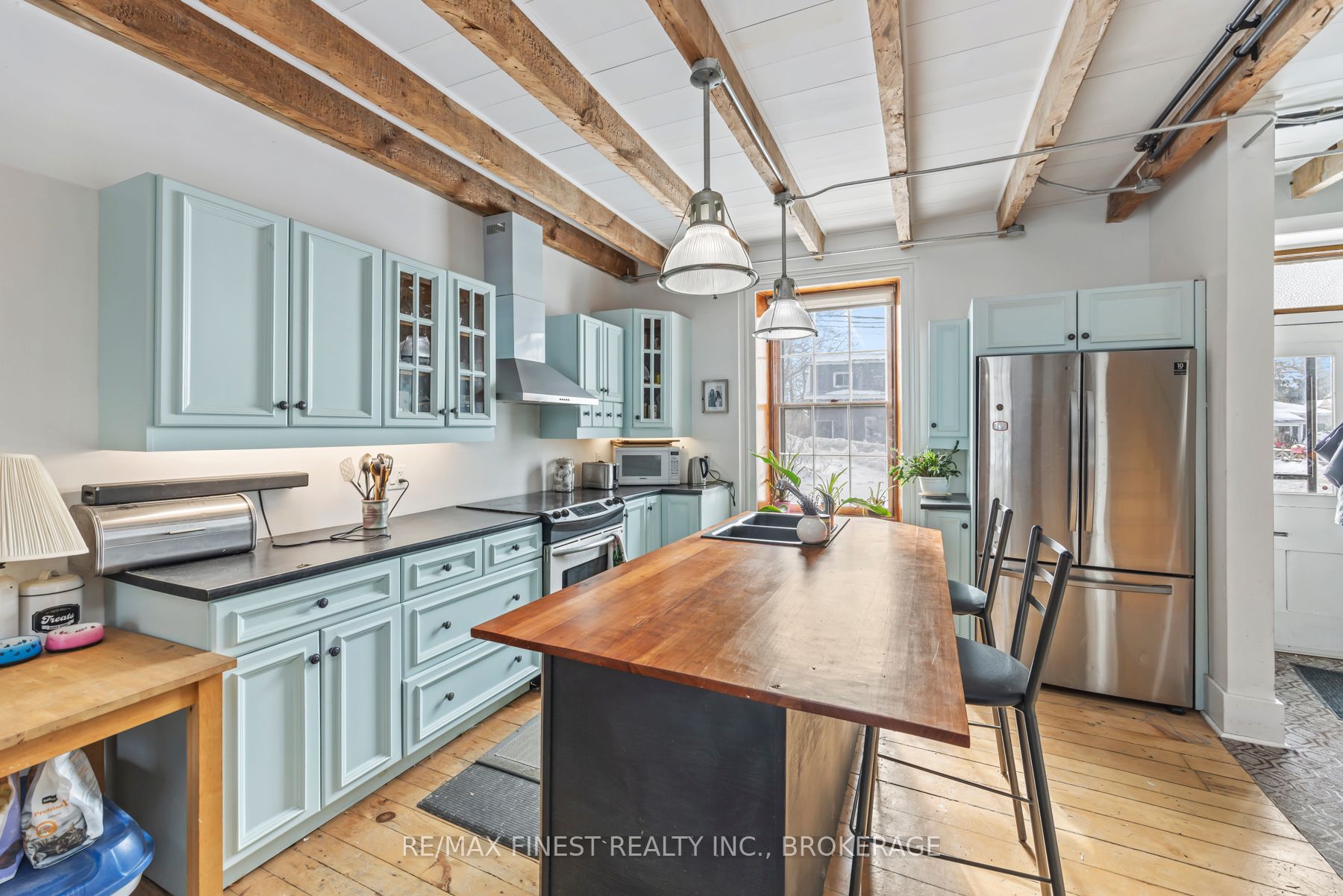 579 Union Street