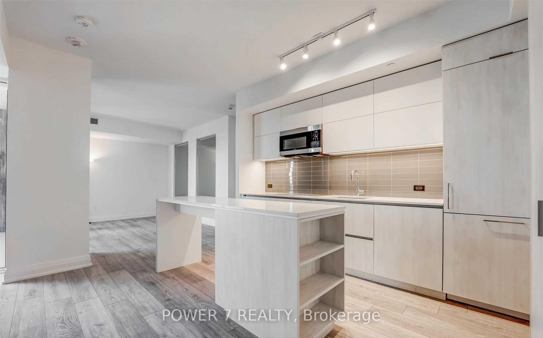 #1001 – 21 Park Street, Mississauga, ON L5G 1L7